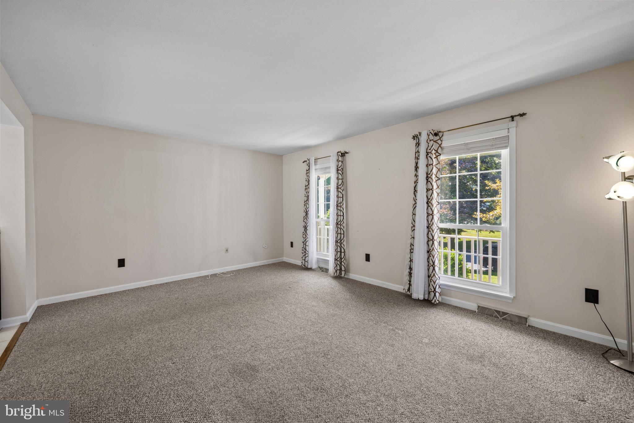 ROBERTS FIELD - Residential