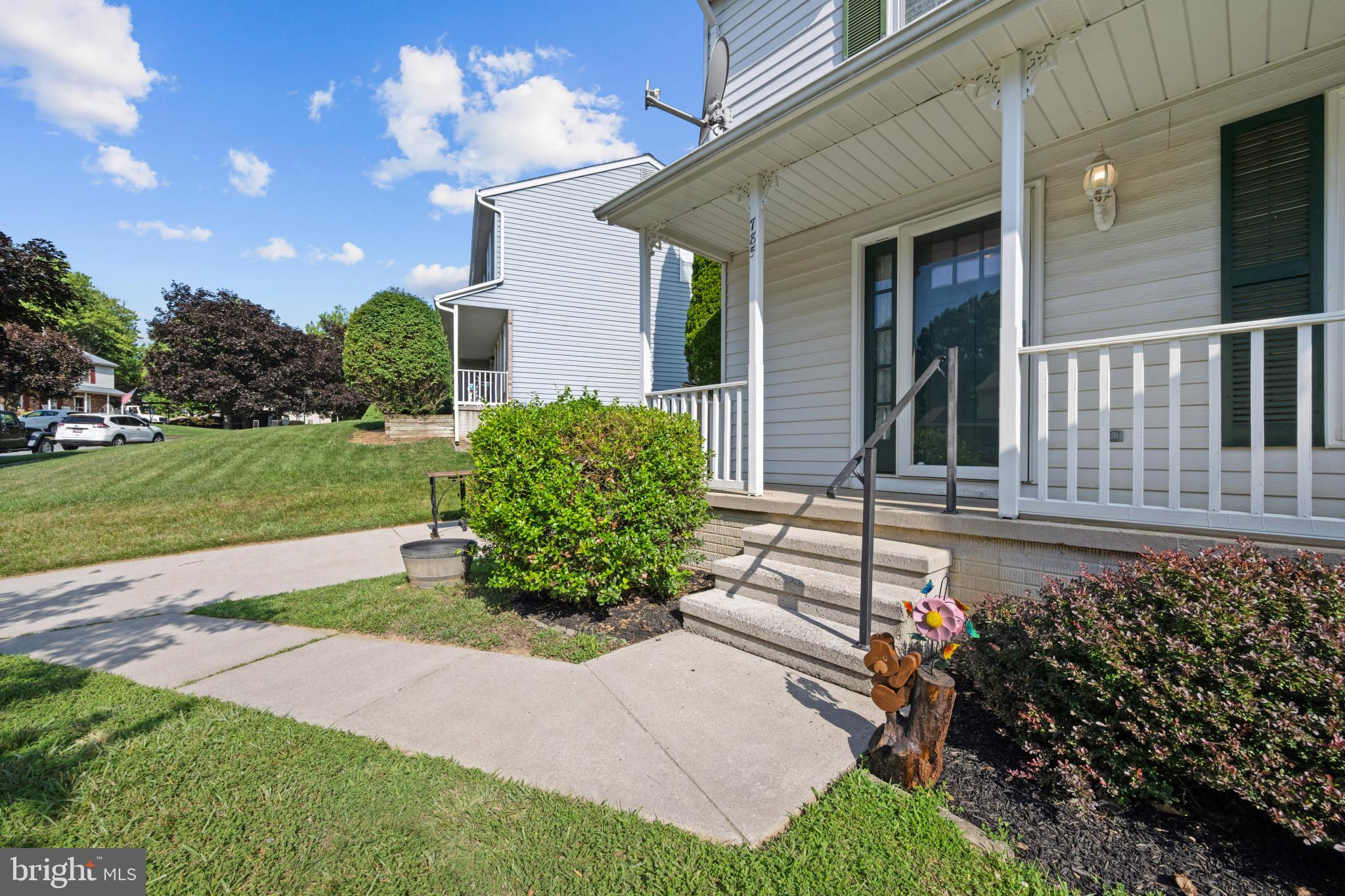 ROBERTS FIELD - Residential