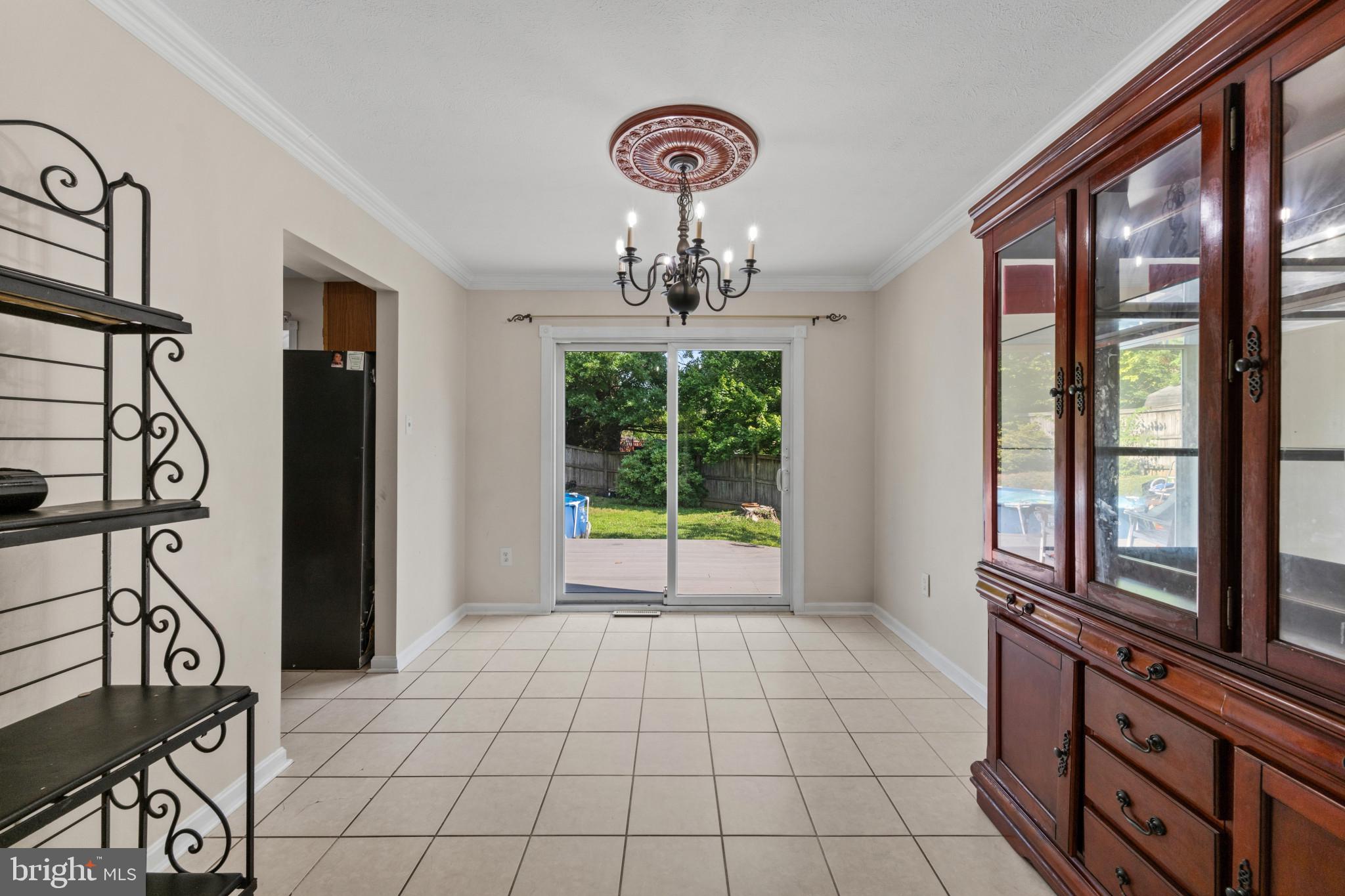 ROBERTS FIELD - Residential