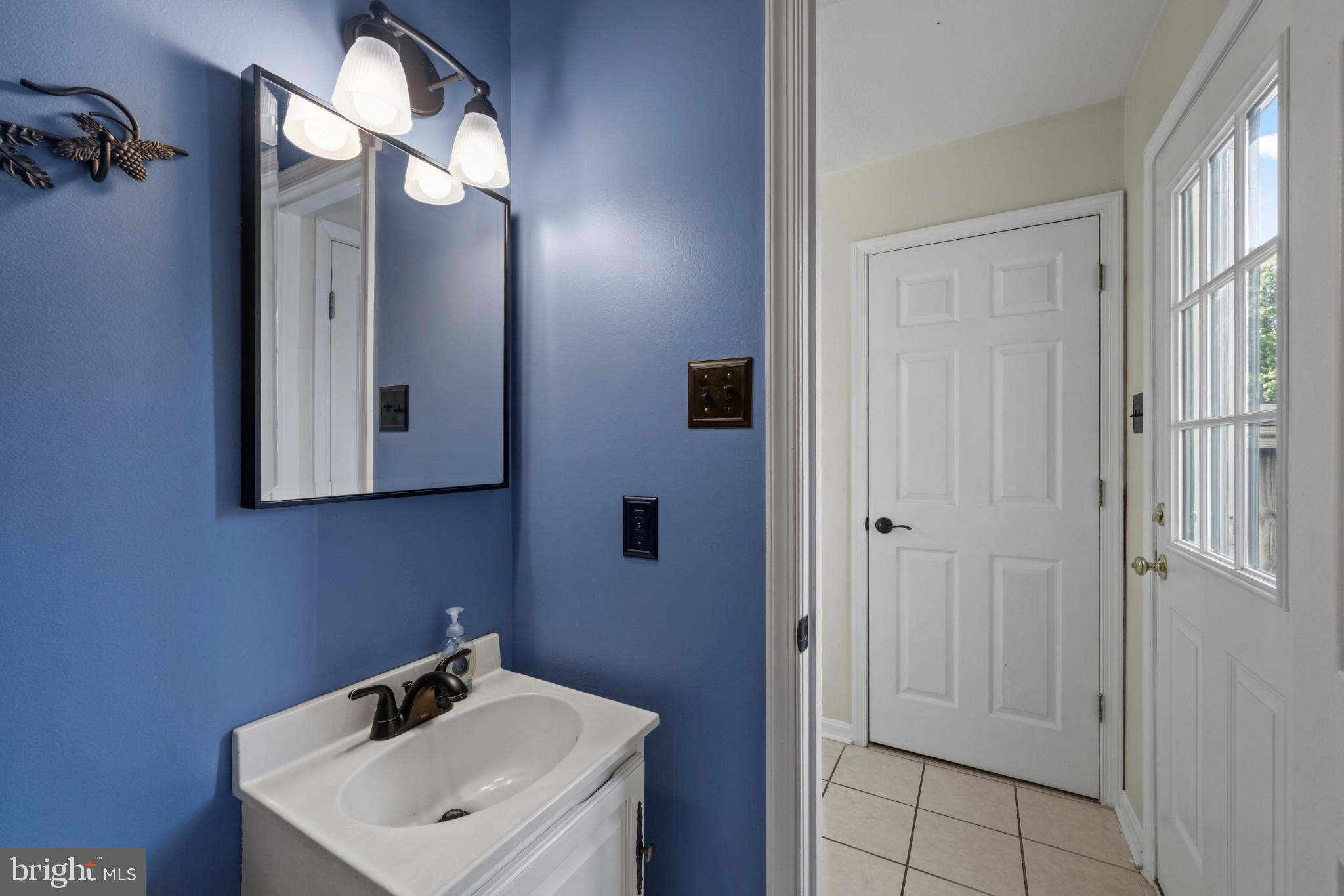 ROBERTS FIELD - Residential