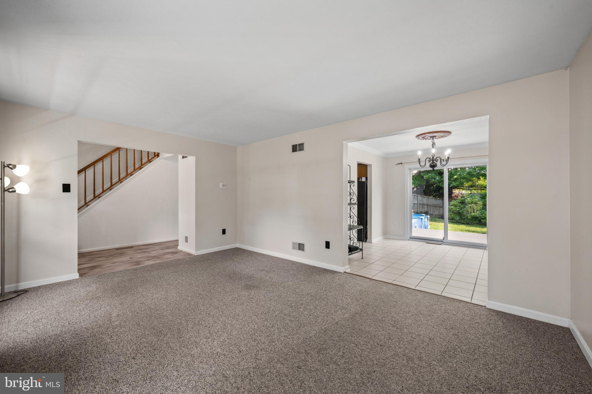 ROBERTS FIELD - Residential