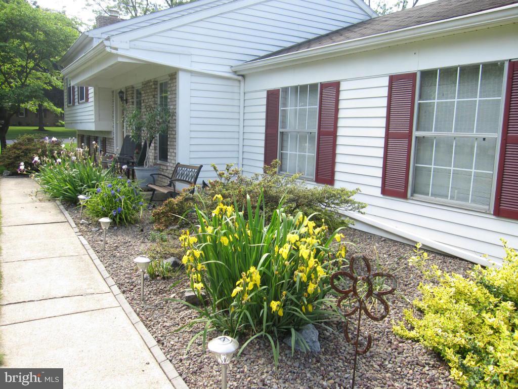ROSEVILLE ESTATES - Residential