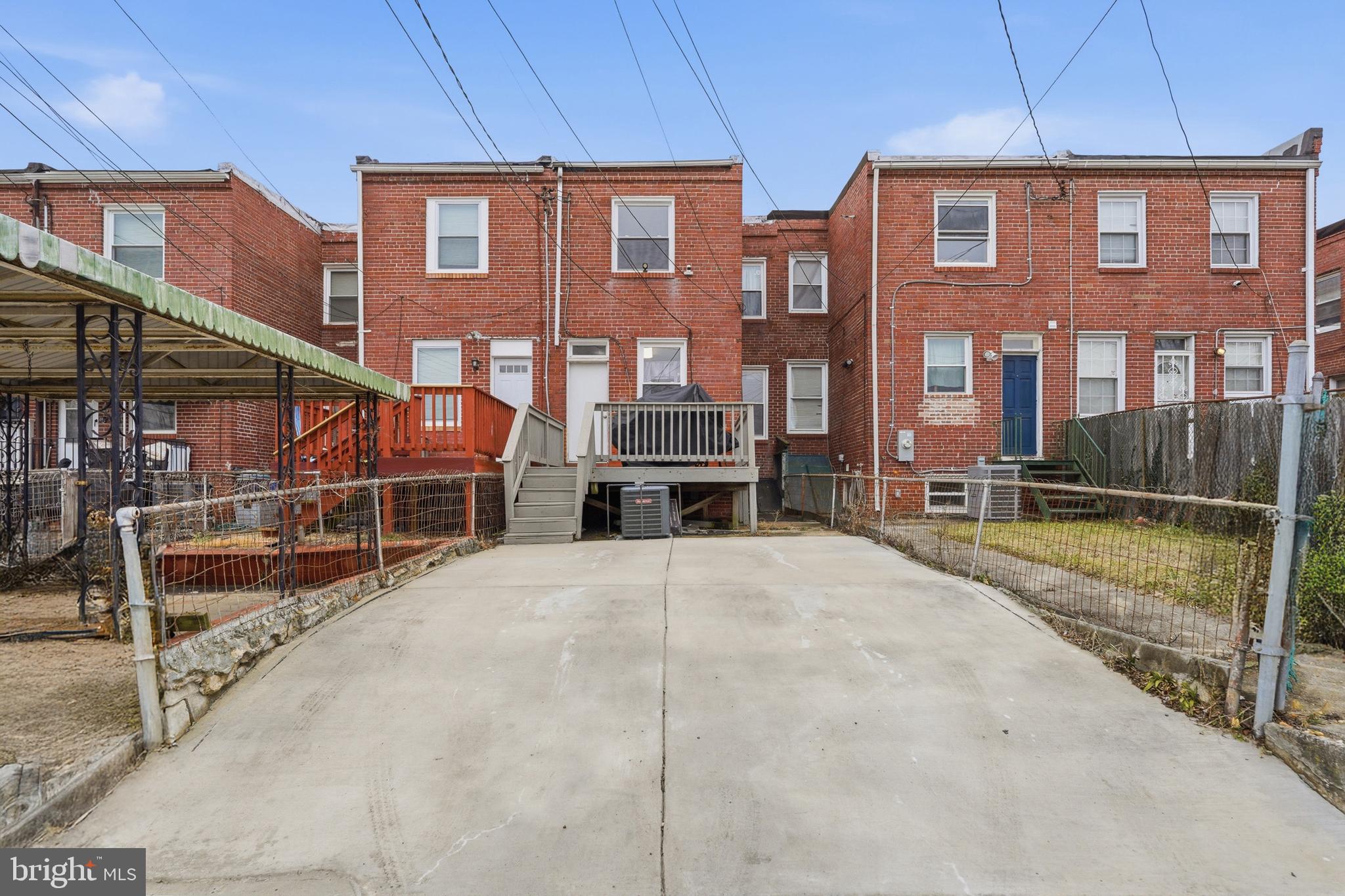 BALTIMORE HIGHLANDS - Residential