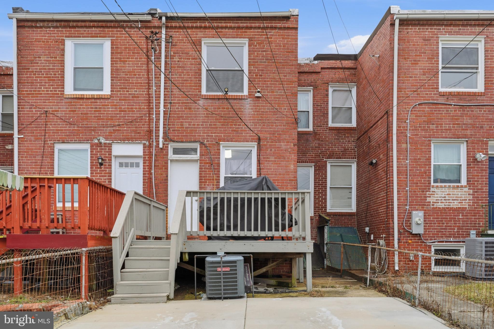 BALTIMORE HIGHLANDS - Residential