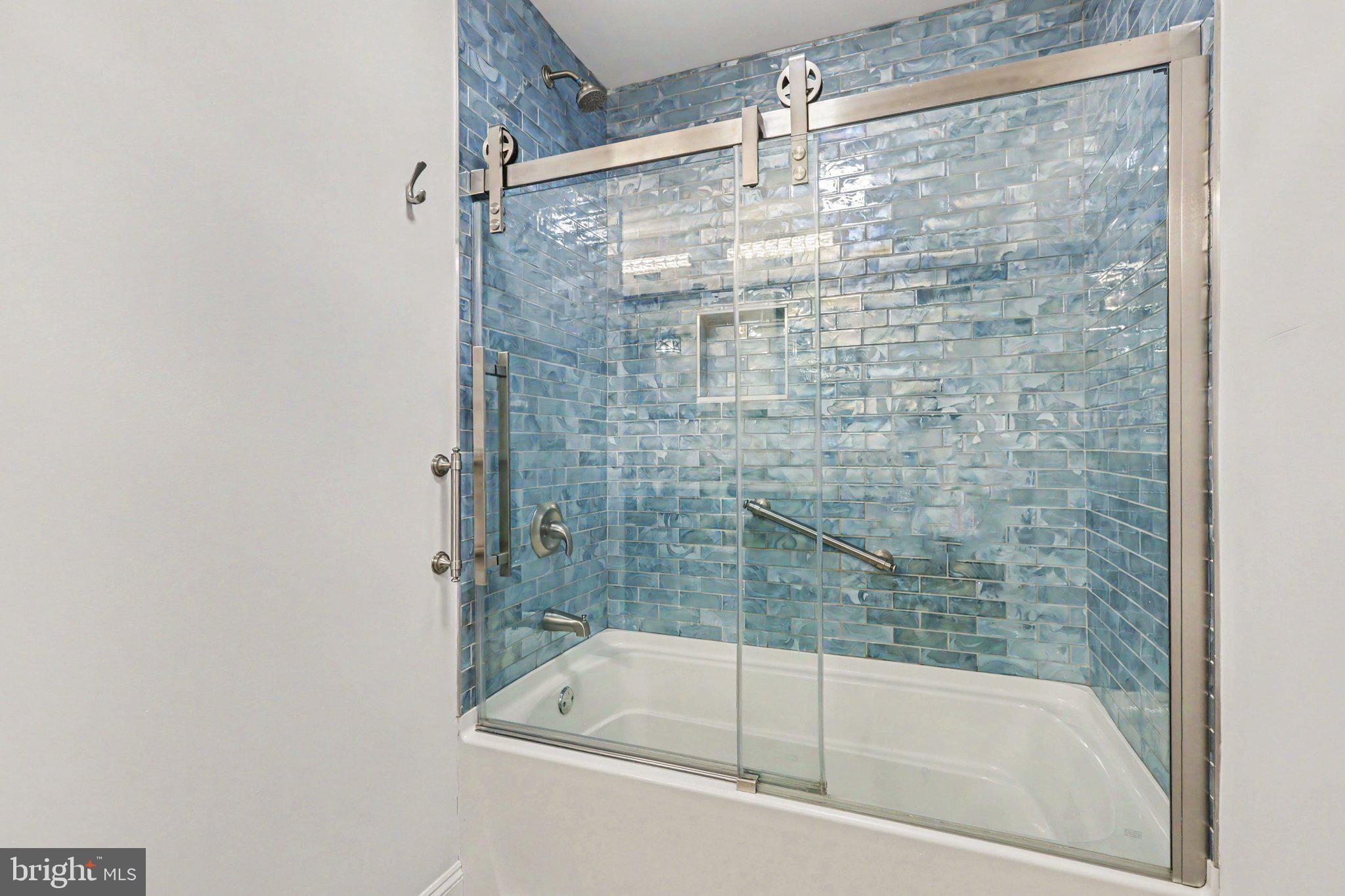 CHAPEL HILL - Residential