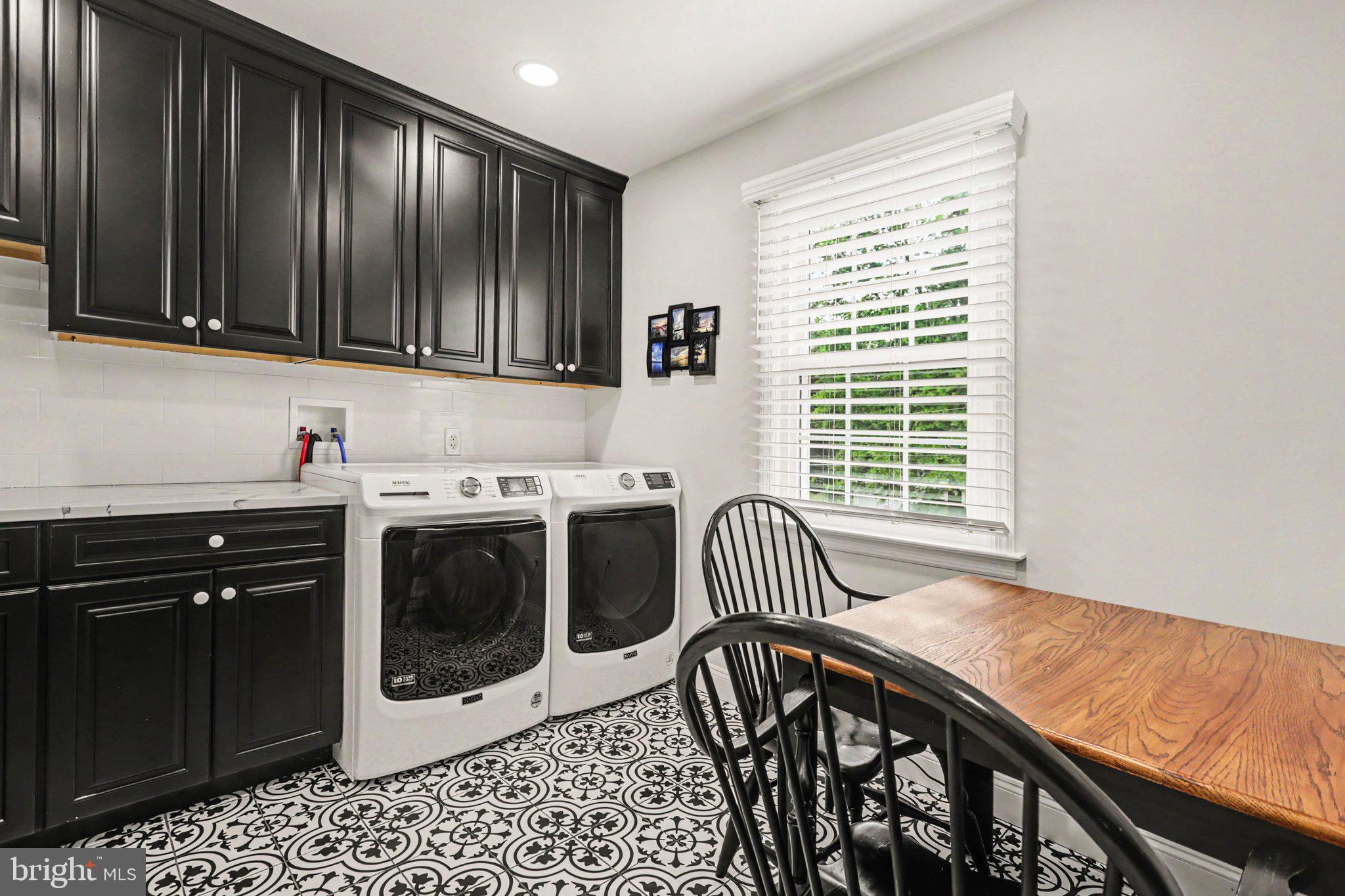 CHAPEL HILL - Residential
