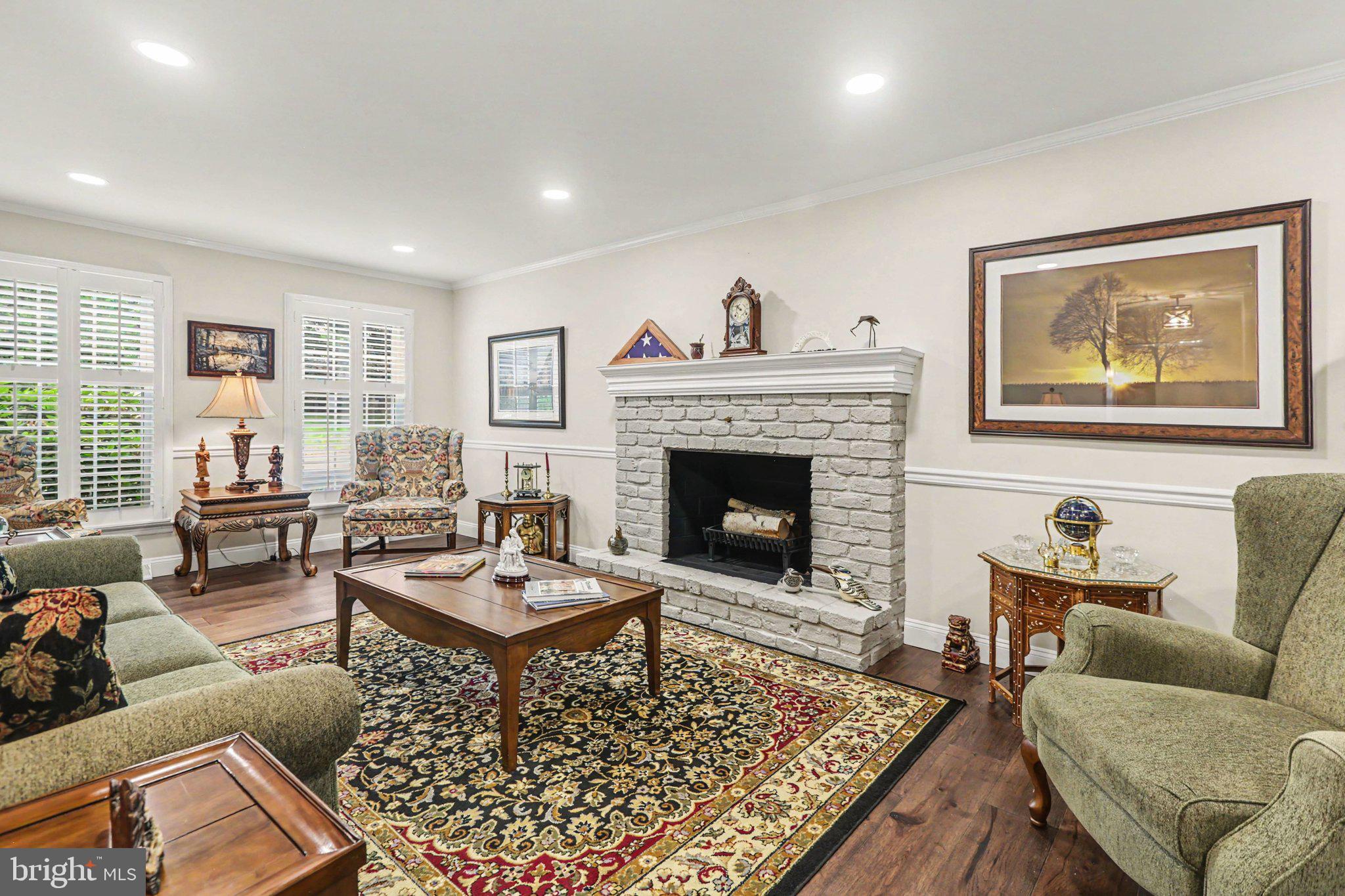 CHAPEL HILL - Residential