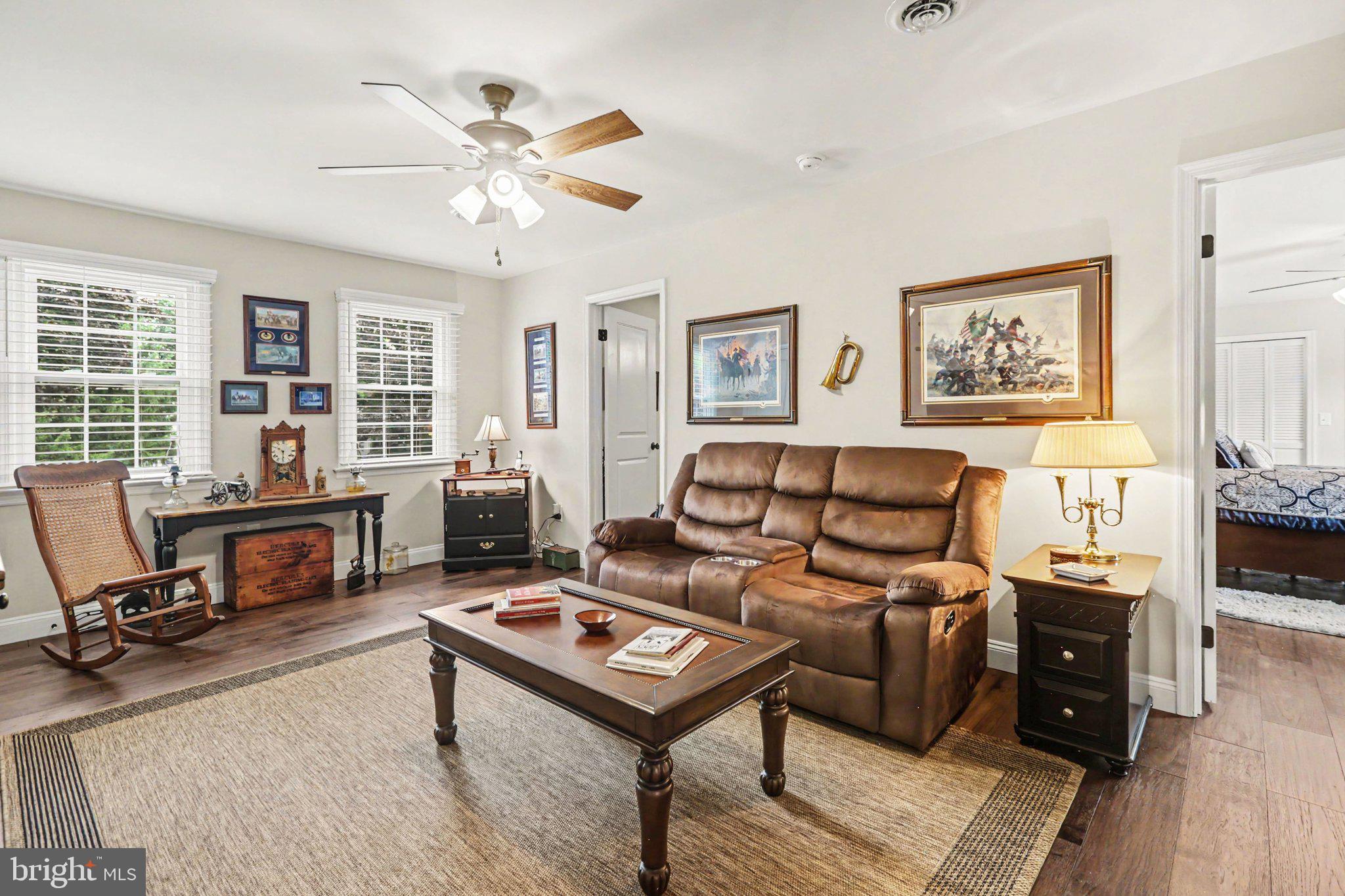 CHAPEL HILL - Residential