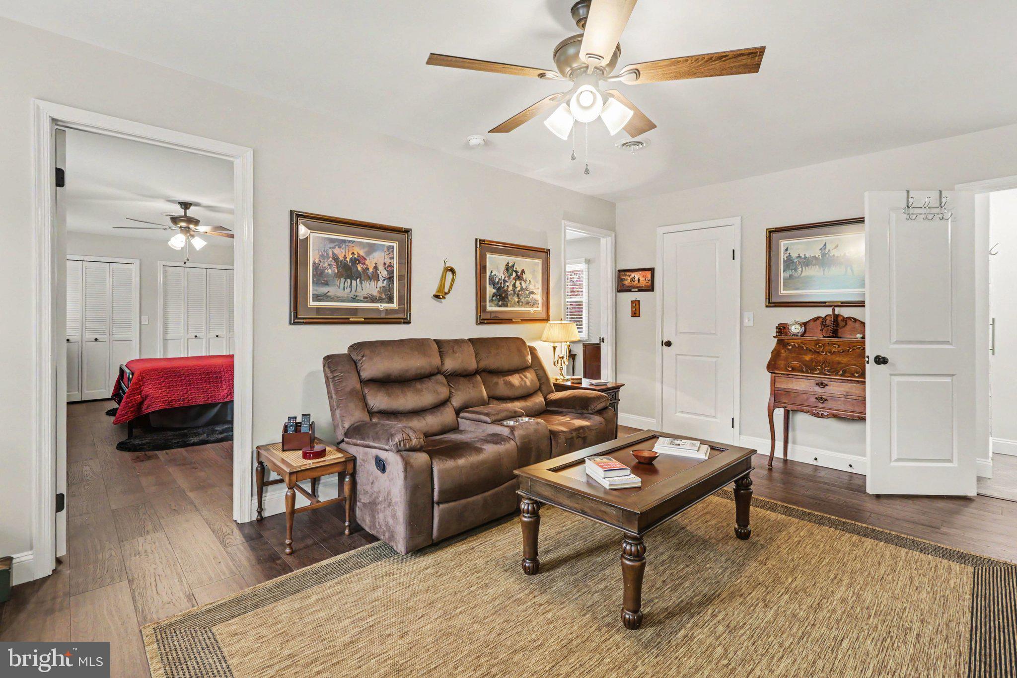 CHAPEL HILL - Residential