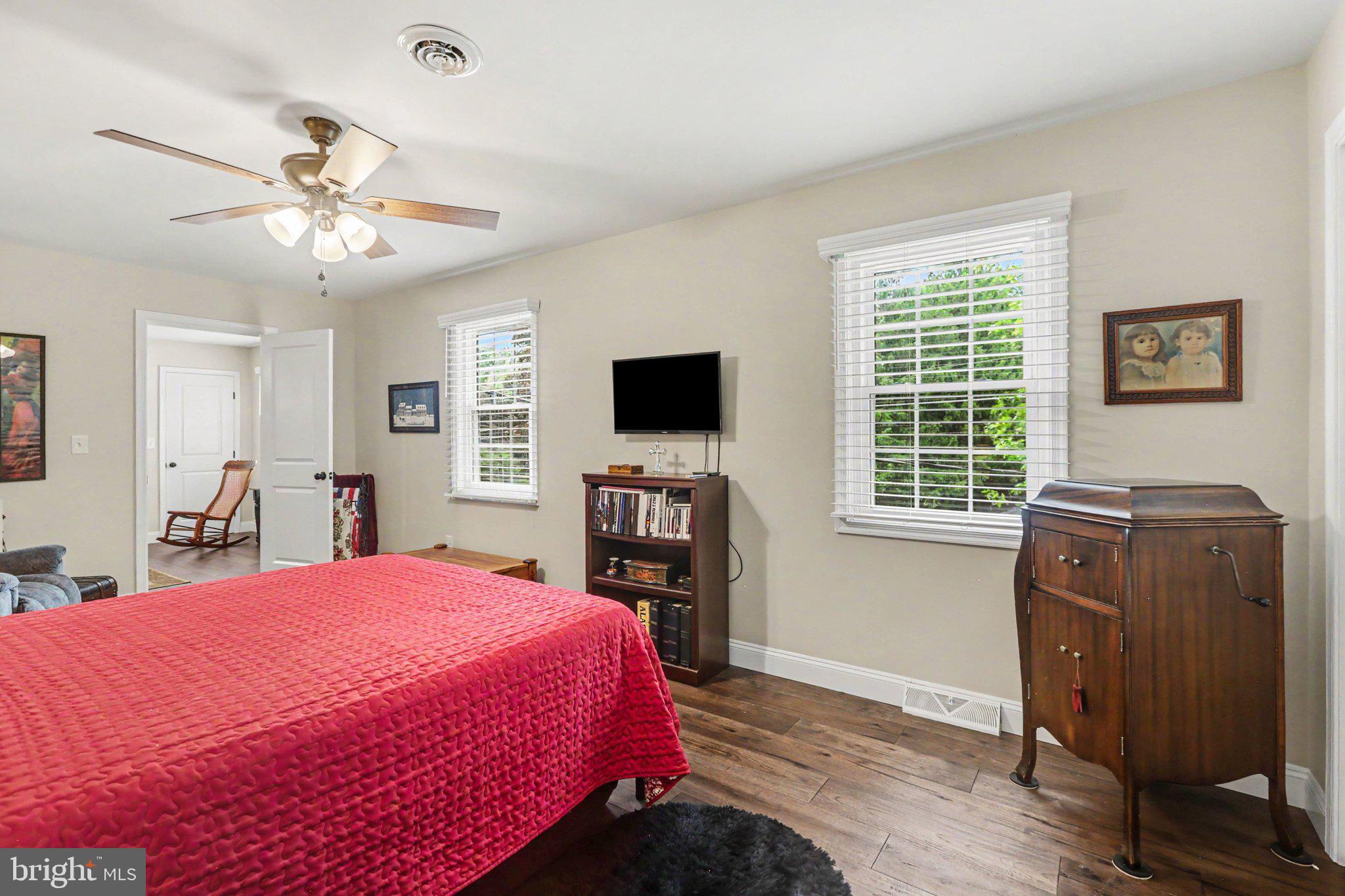 CHAPEL HILL - Residential
