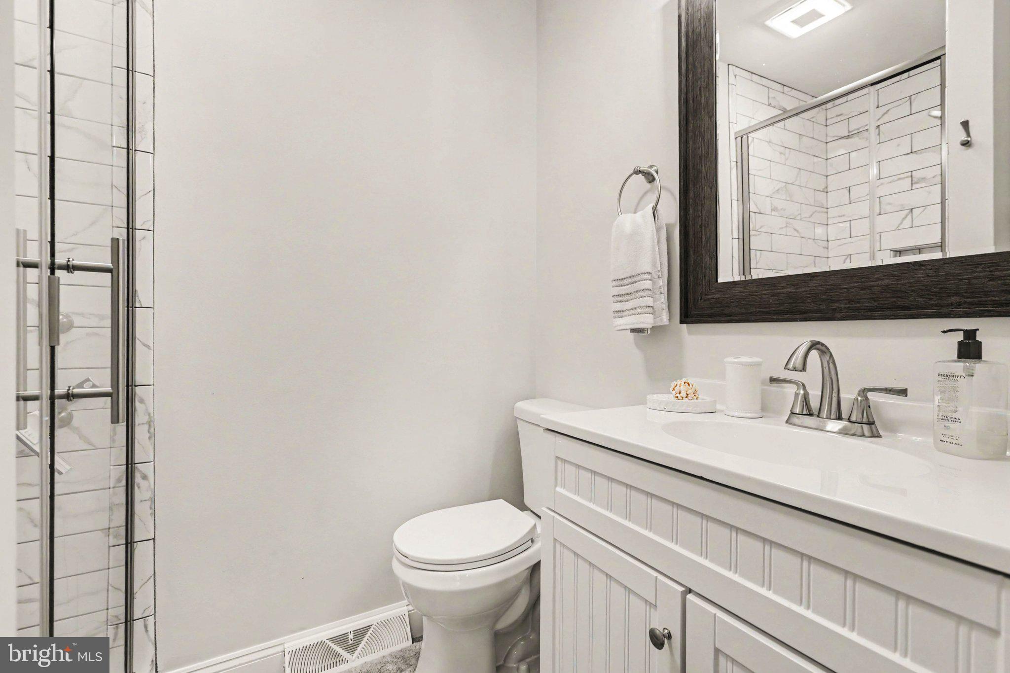 CHAPEL HILL - Residential