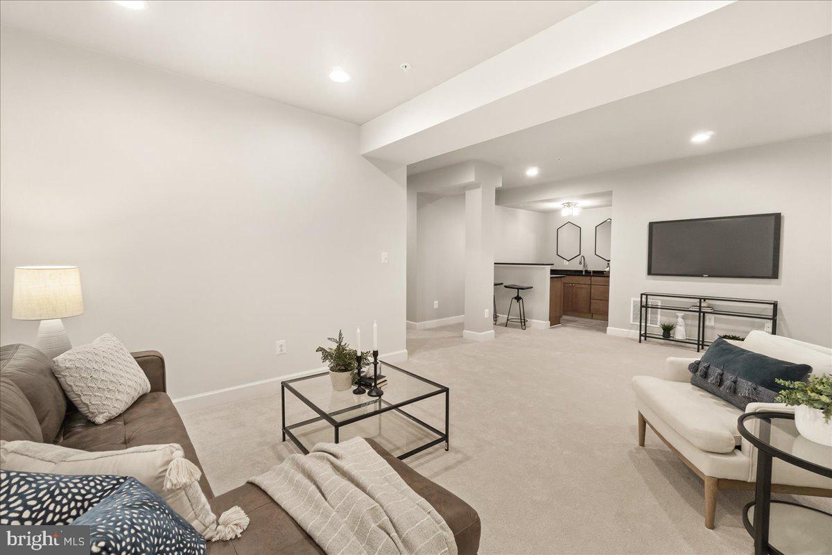 WESTVIEW SOUTH - Residential
