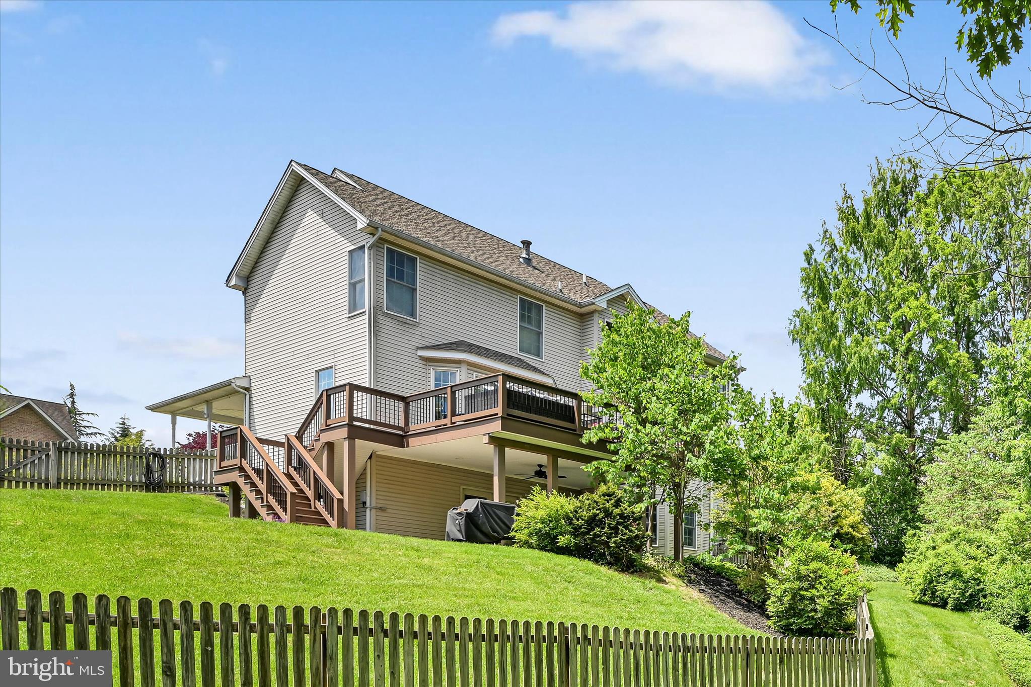 FLORIBUNDA HEIGHTS - Residential