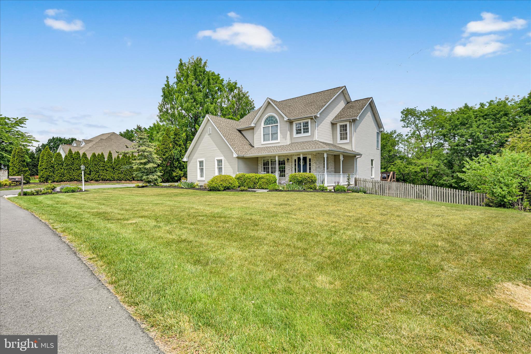 FLORIBUNDA HEIGHTS - Residential