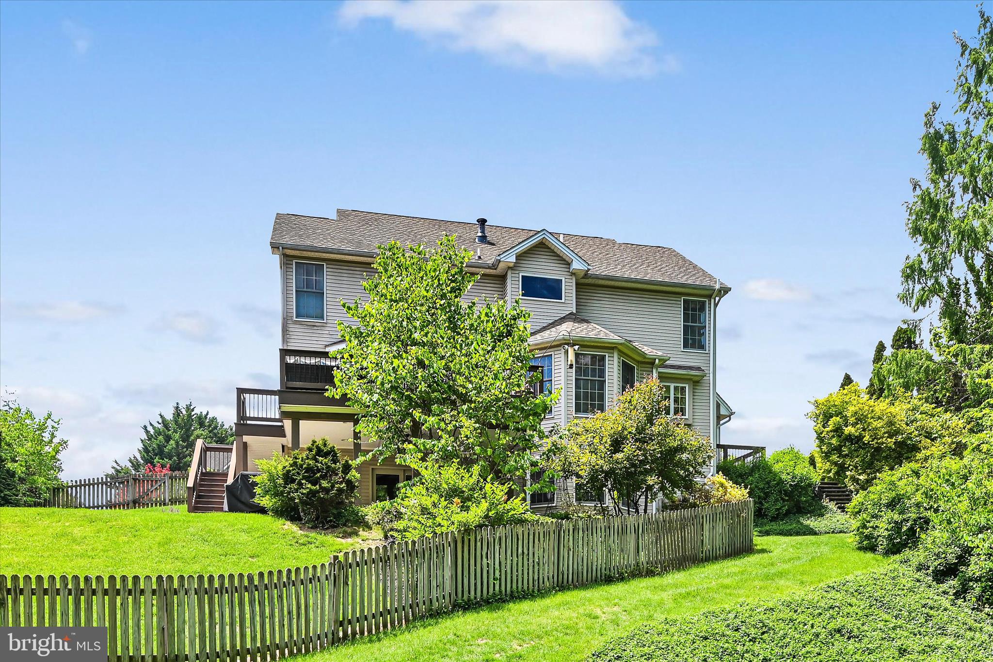 FLORIBUNDA HEIGHTS - Residential