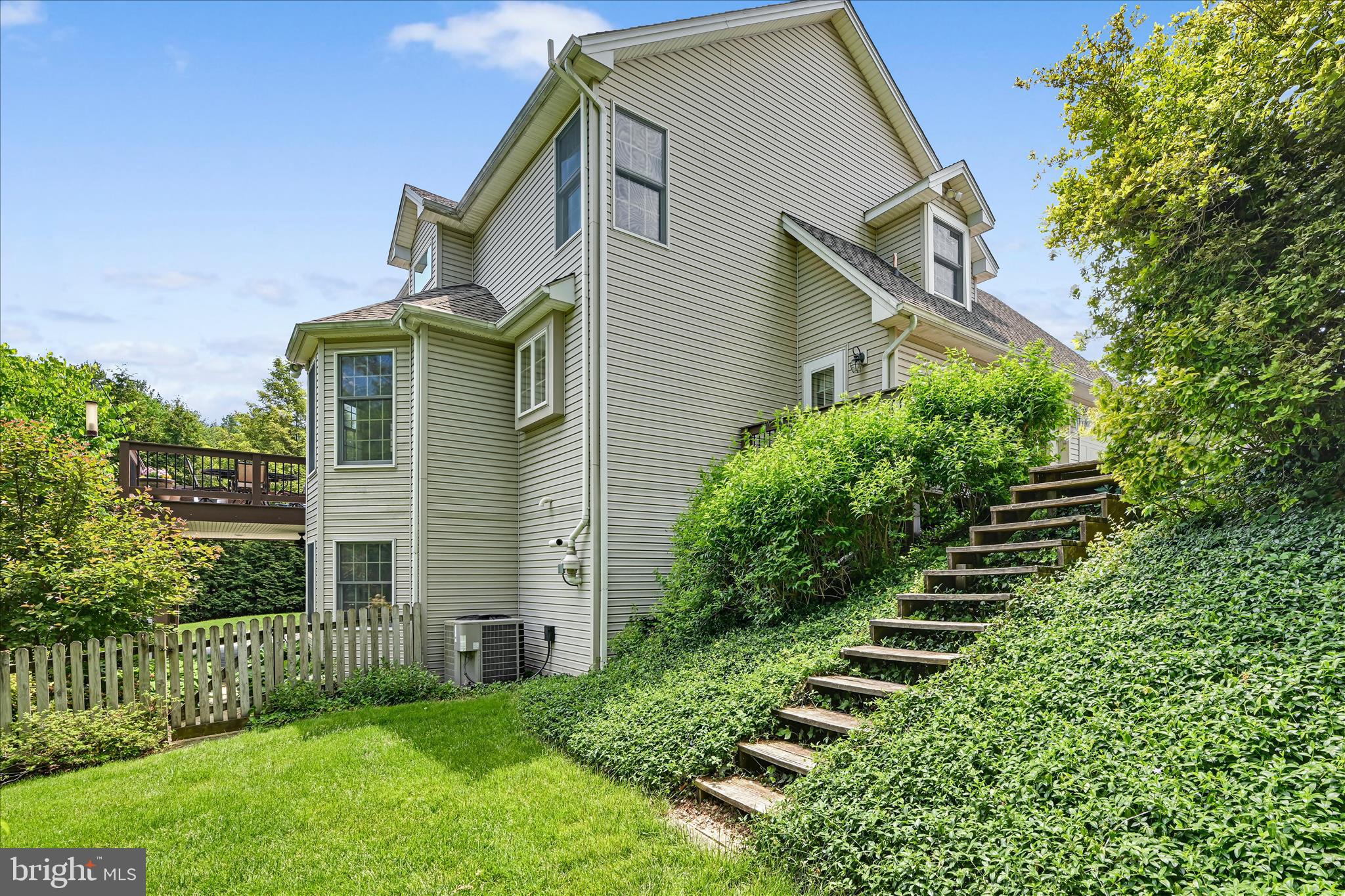 FLORIBUNDA HEIGHTS - Residential