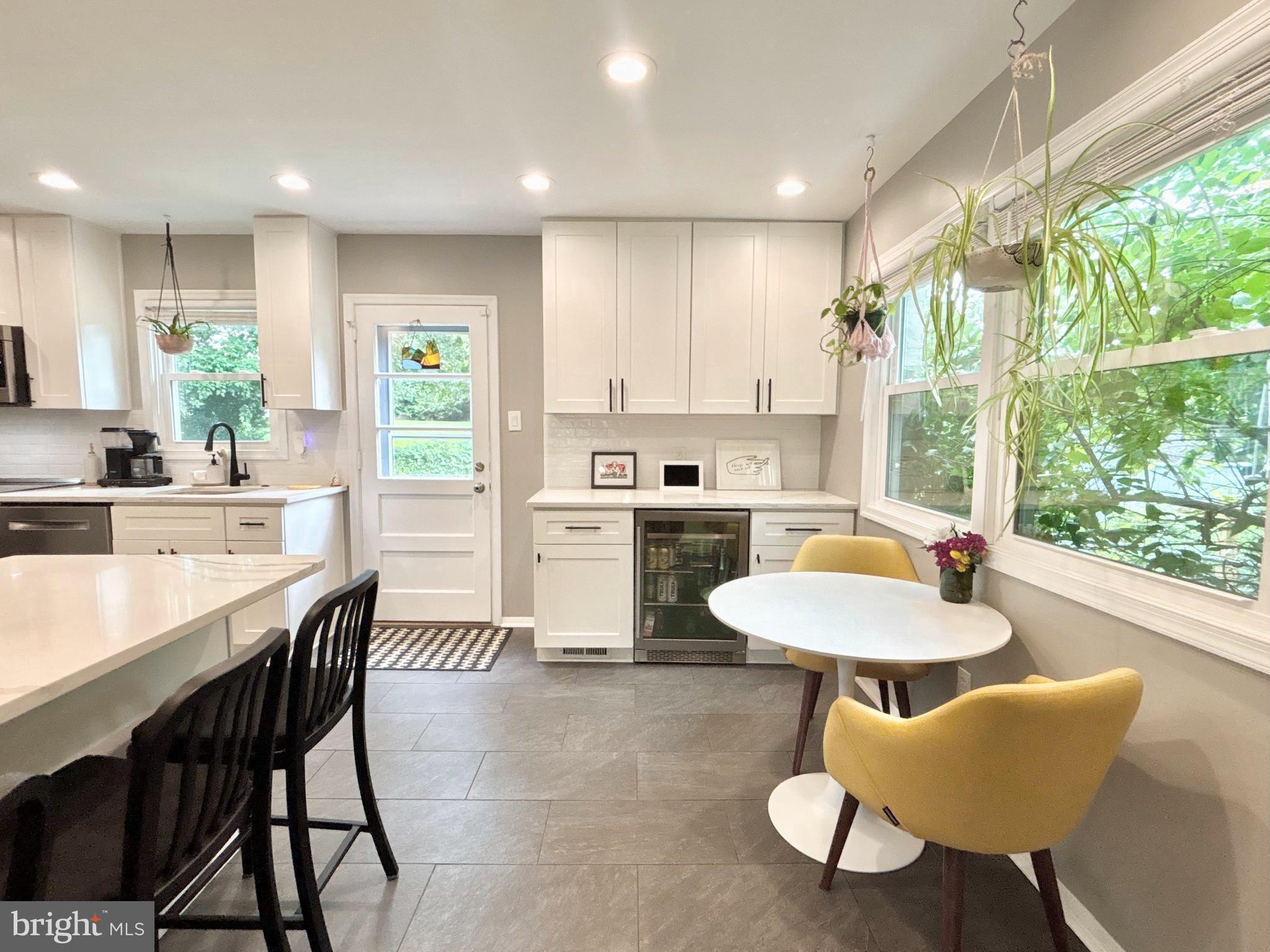 LAFAYETTE HILL - Residential