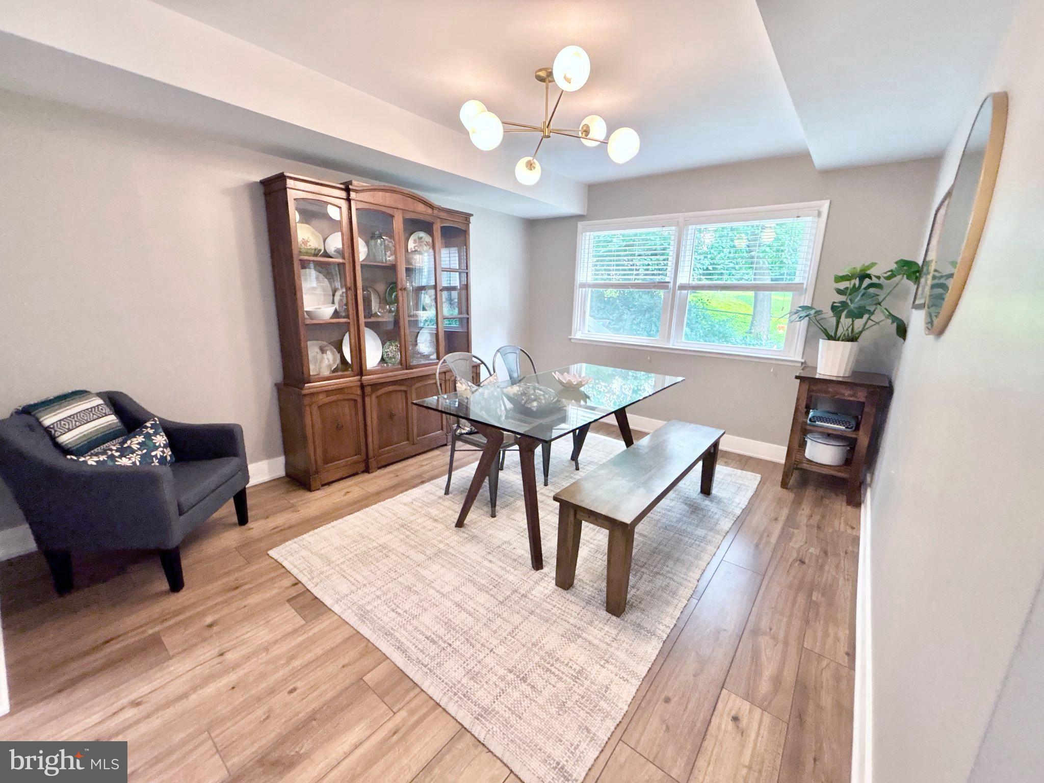 LAFAYETTE HILL - Residential