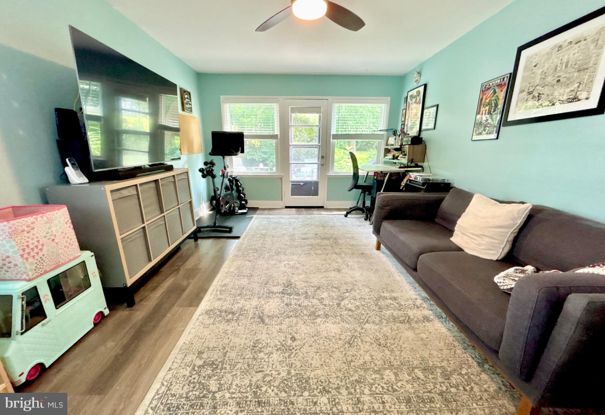 LAFAYETTE HILL - Residential