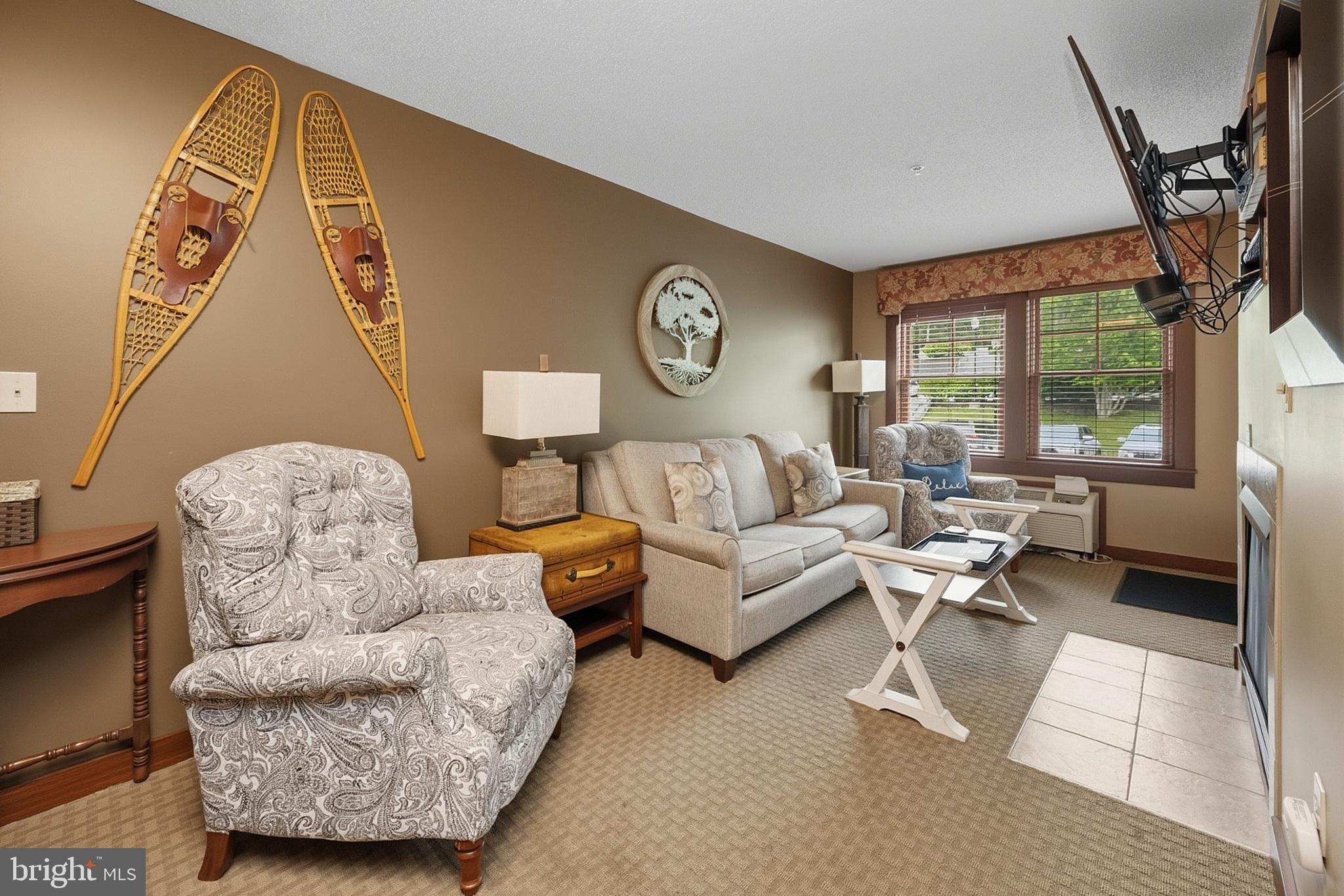 SILVER TREE SUITES - Residential