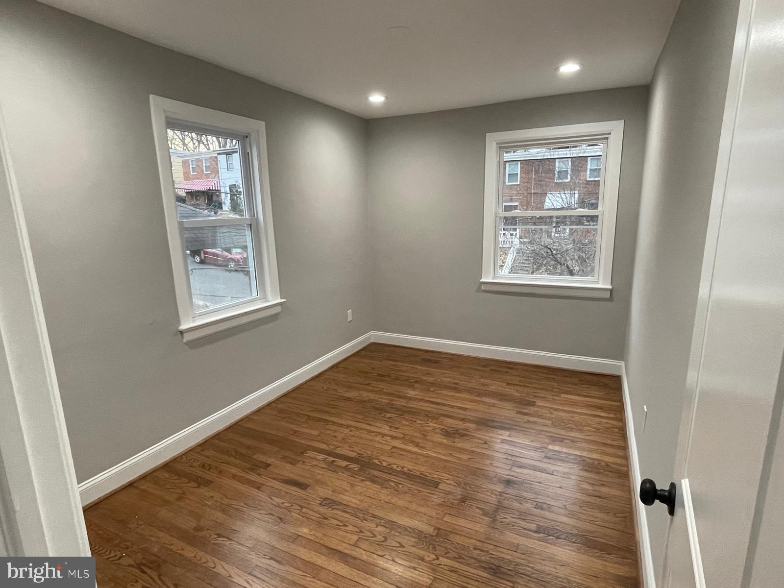 DEANWOOD - Residential