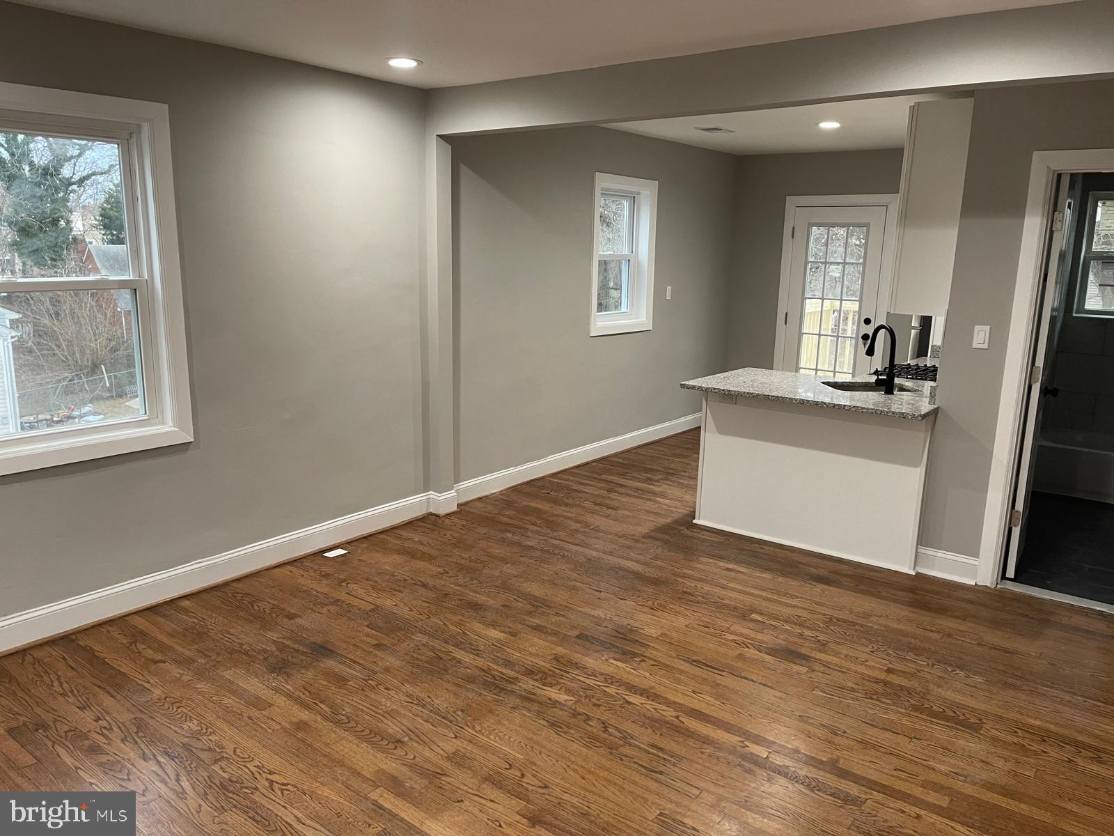 DEANWOOD - Residential