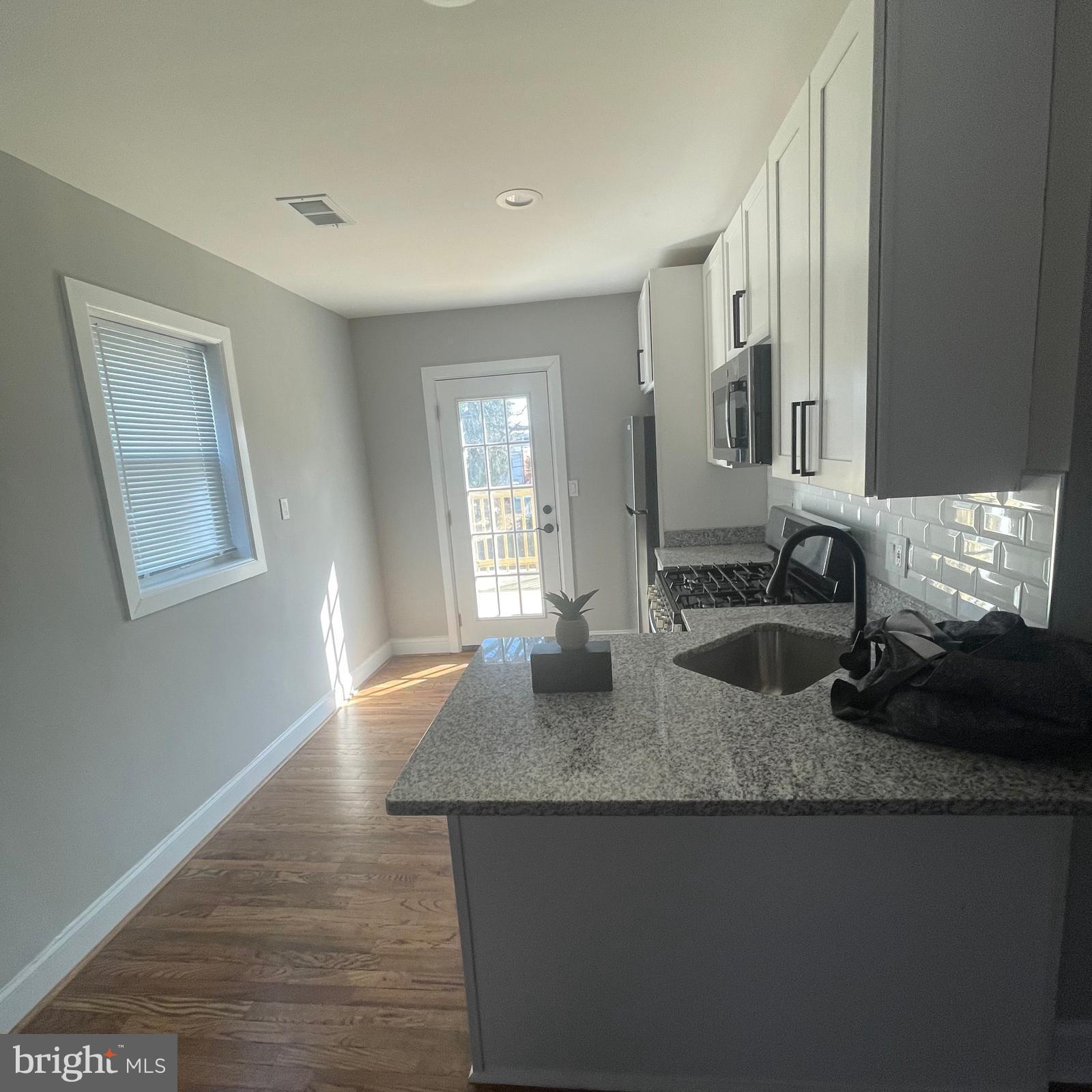 DEANWOOD - Residential