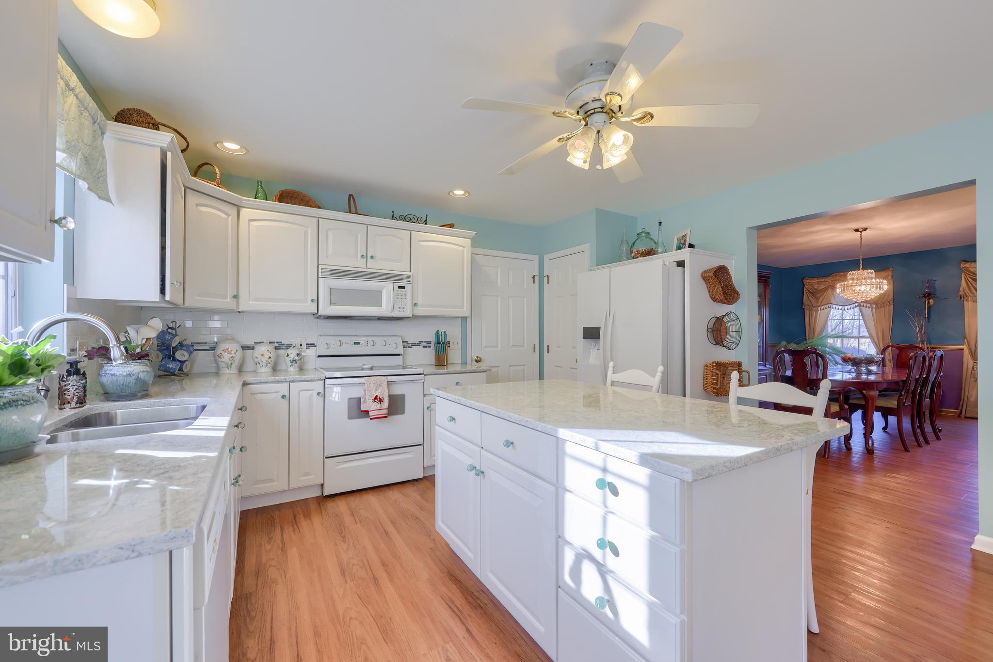 VILLAGE OF WHITE LANDING - Residential