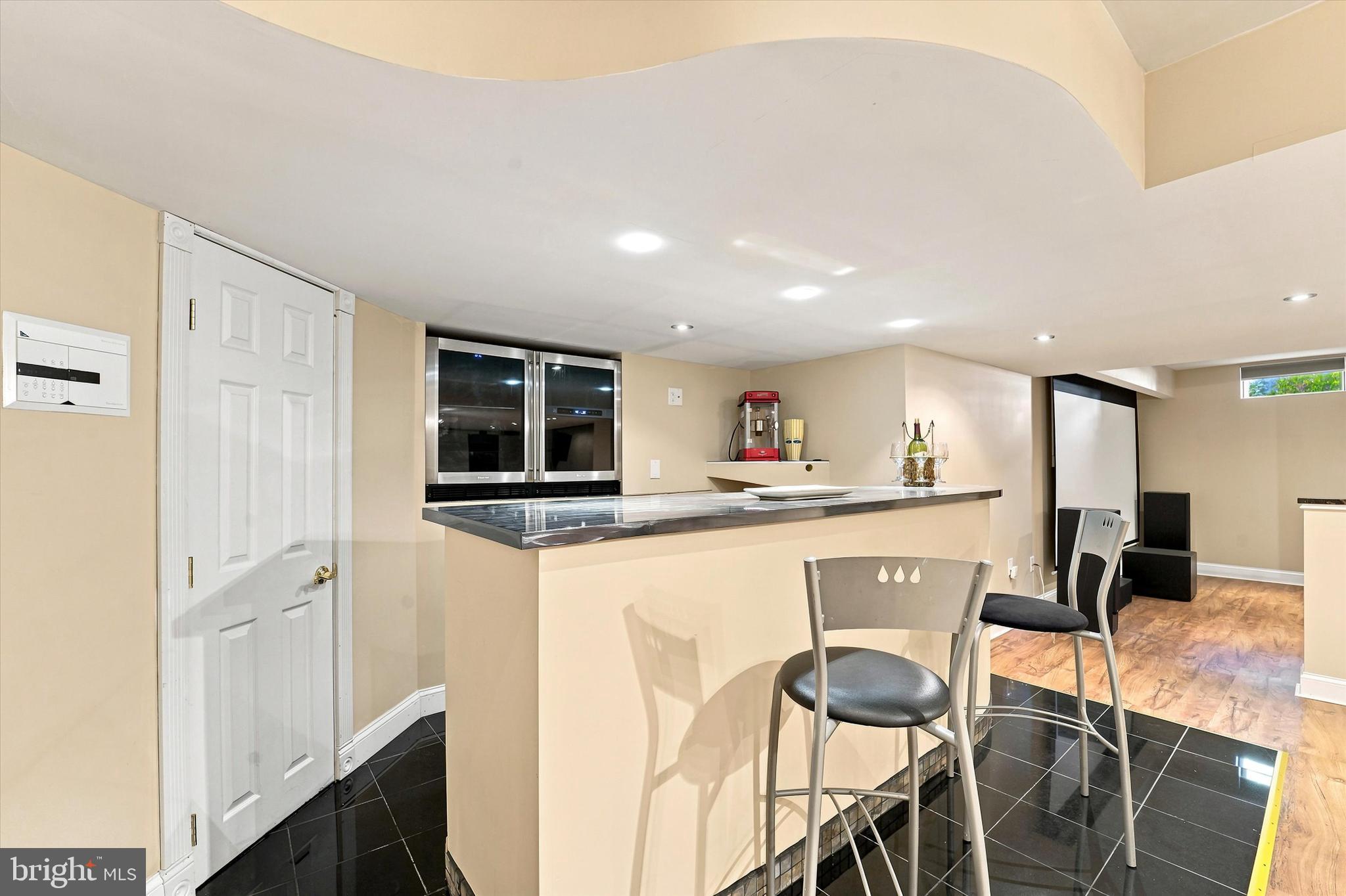 BLUE BELL CC - Residential