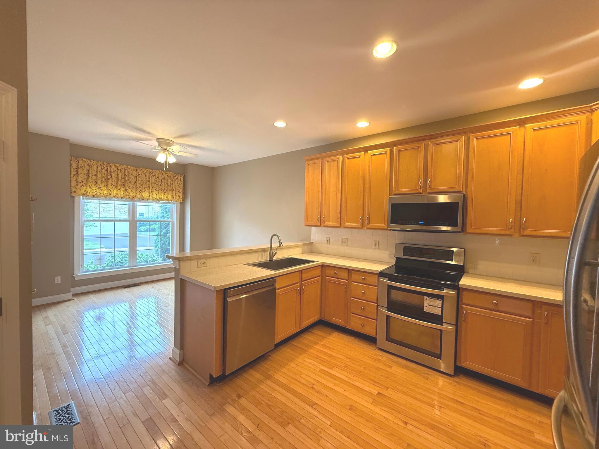 BLUE BELL CC - Residential
