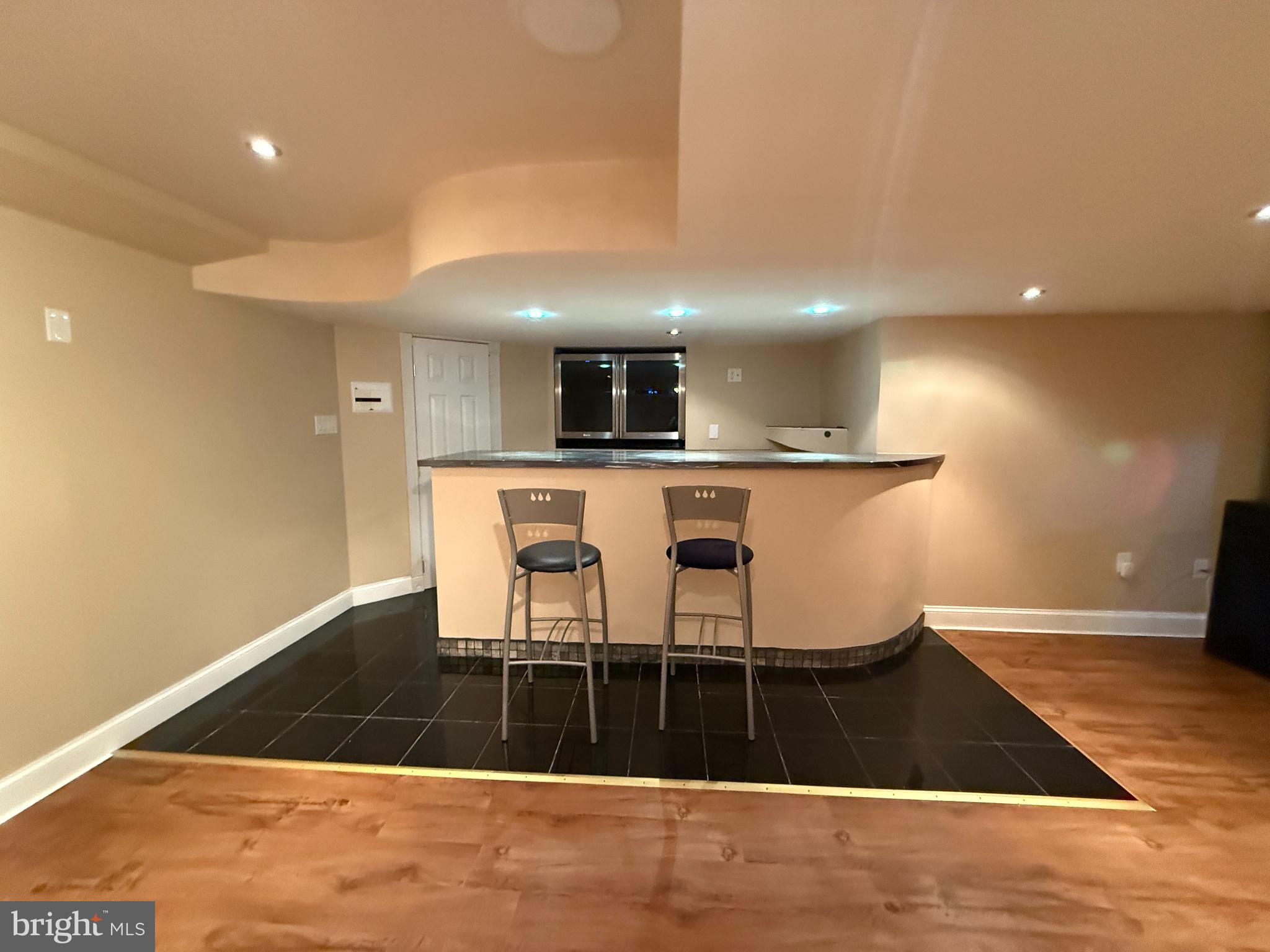 BLUE BELL CC - Residential