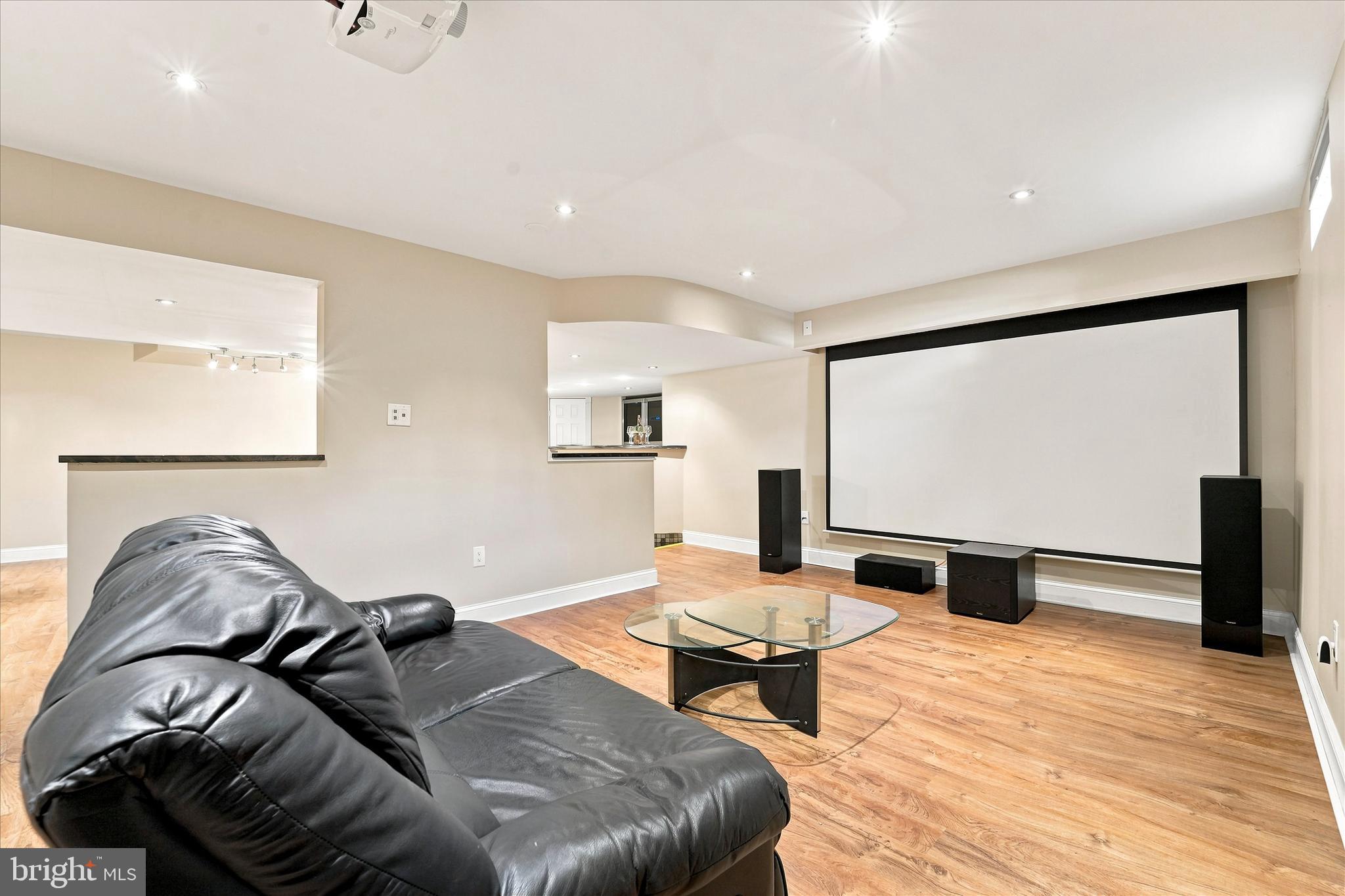 BLUE BELL CC - Residential