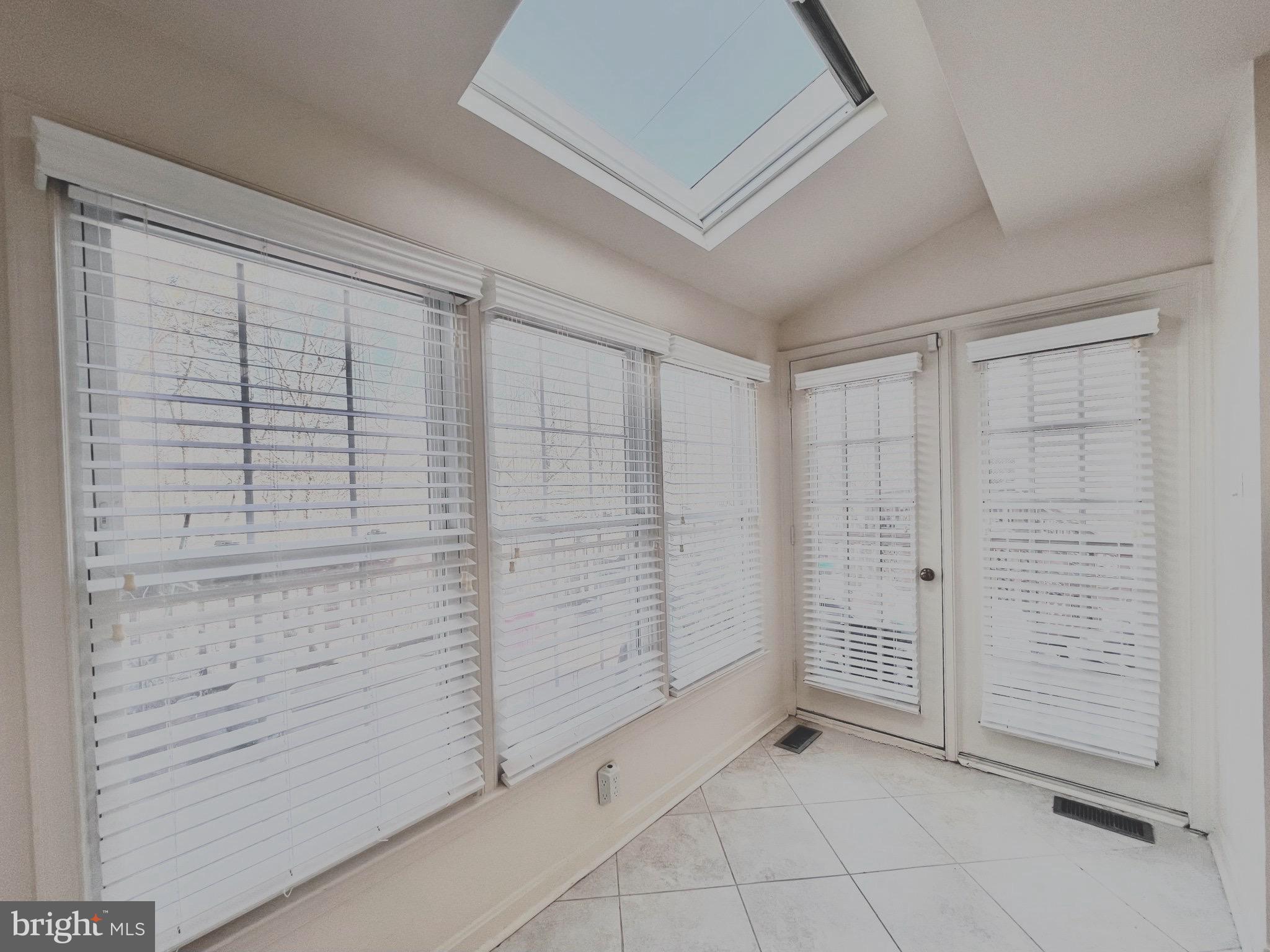 COMPTON VALLEY ESTATES - Residential