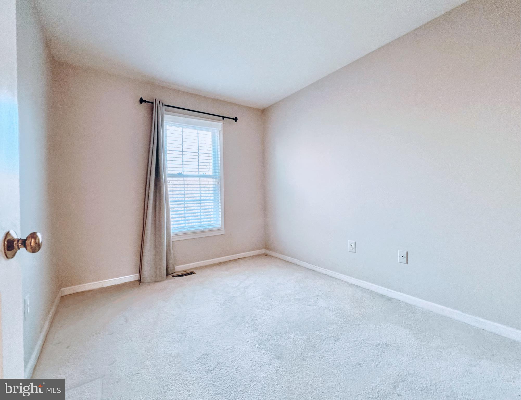 COMPTON VALLEY ESTATES - Residential