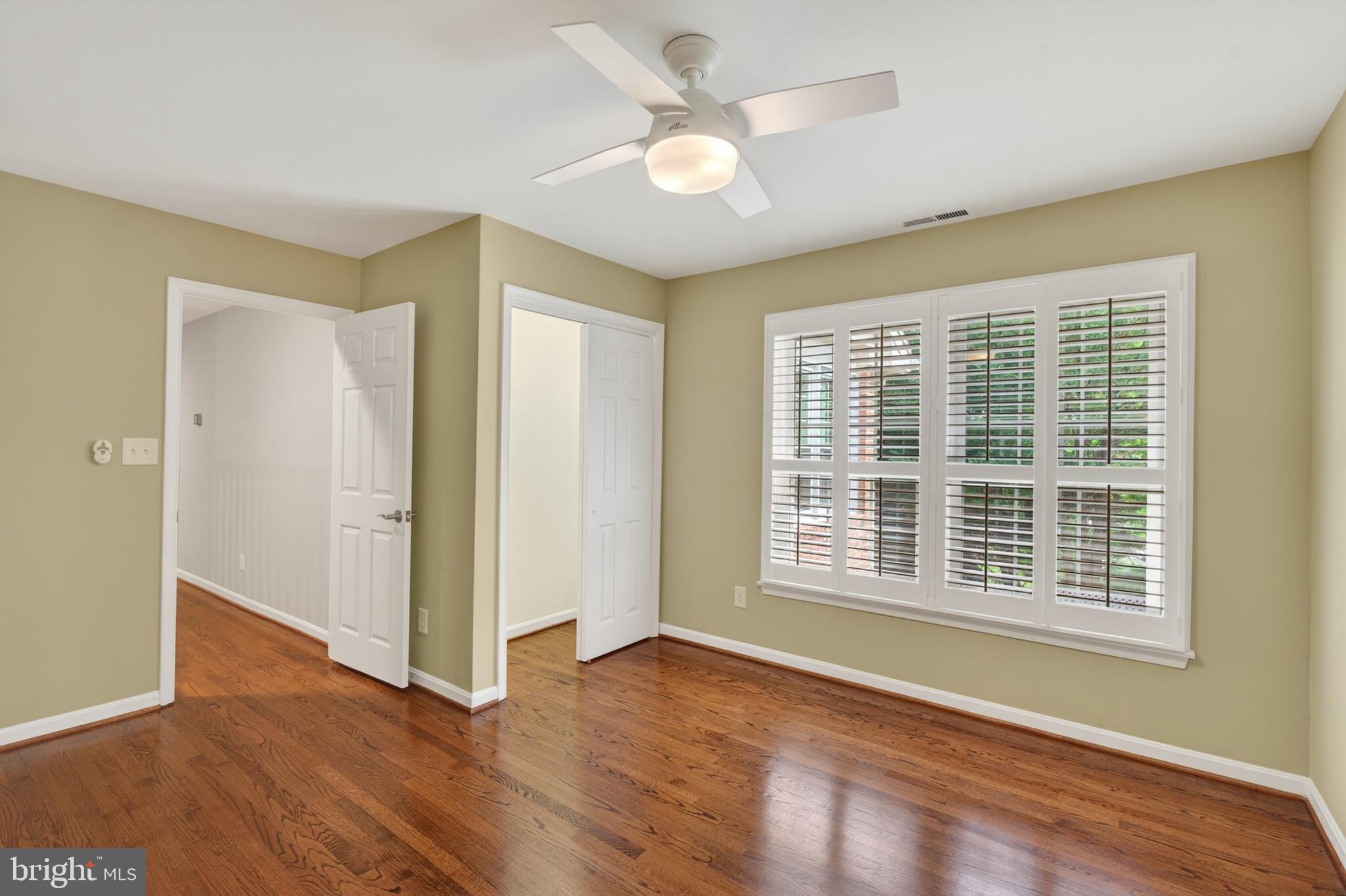 THE MEADOWS OF GREEN SPRING - Residential
