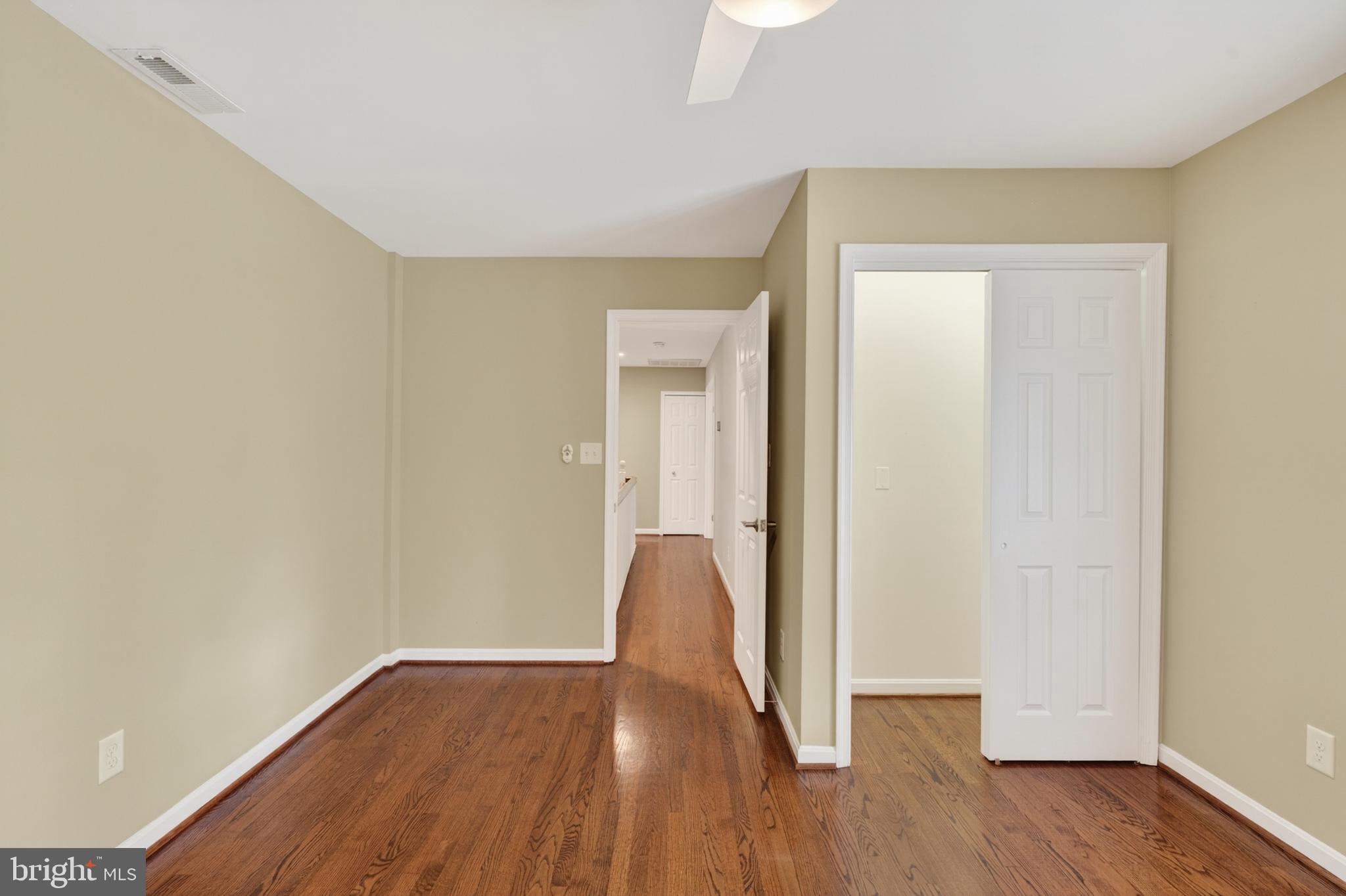 THE MEADOWS OF GREEN SPRING - Residential