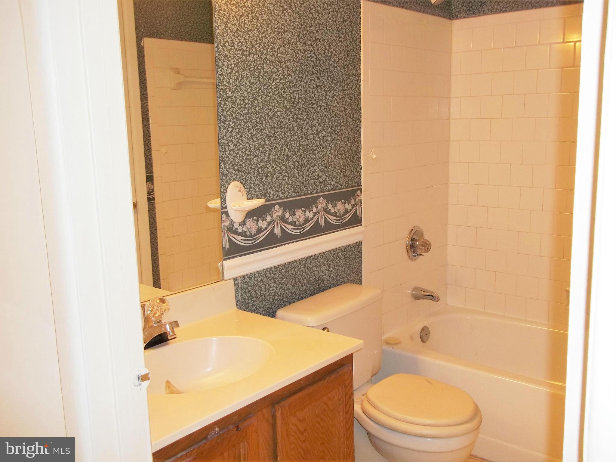 HILLSDALE - Residential