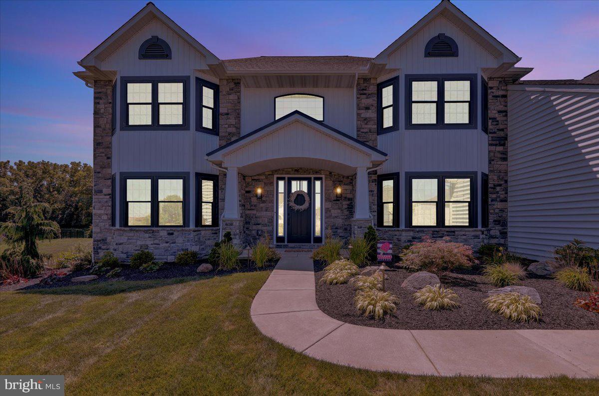 GREEN VALLEY CROSS - Residential