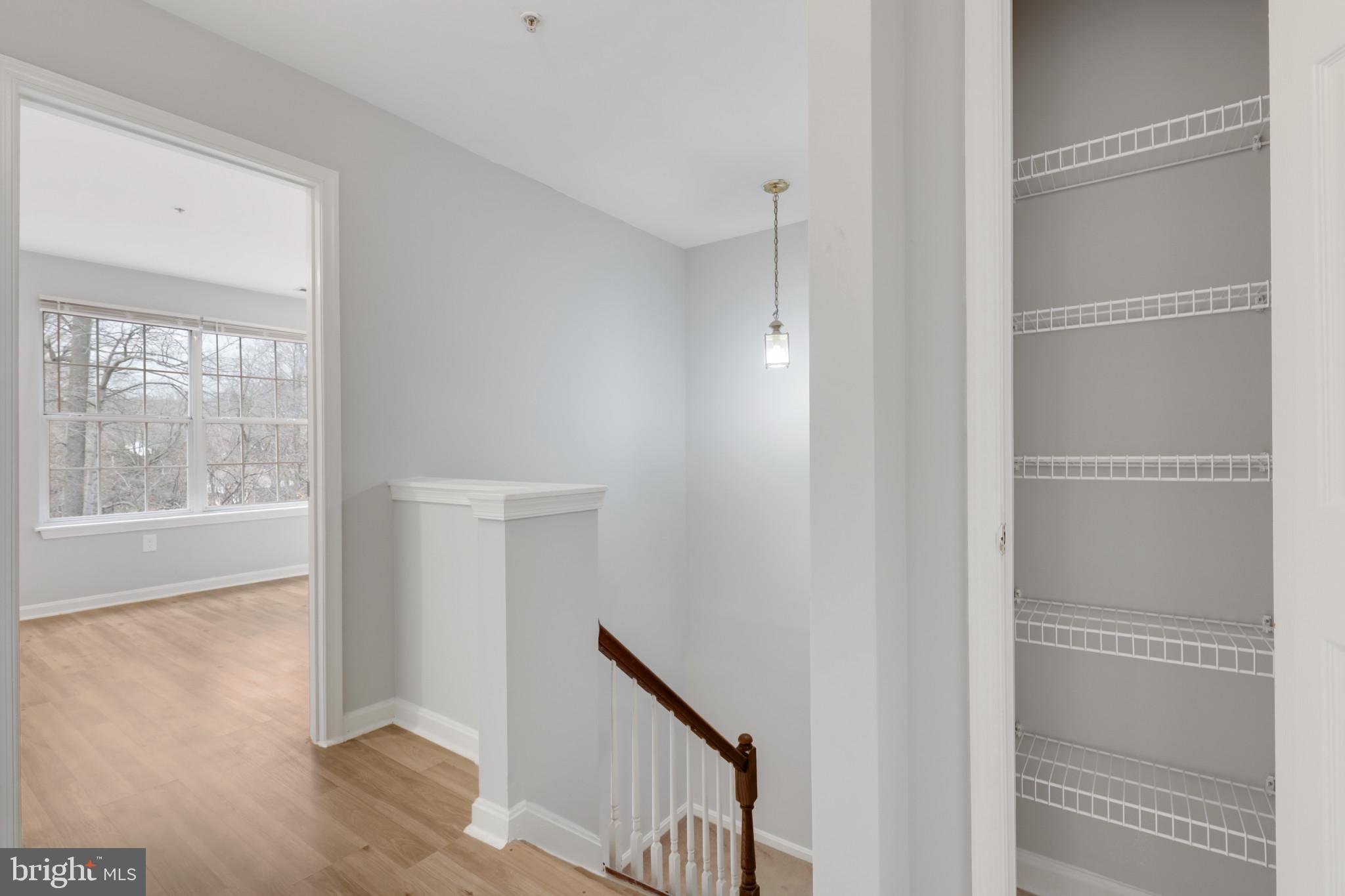 KINGS POINT - Residential