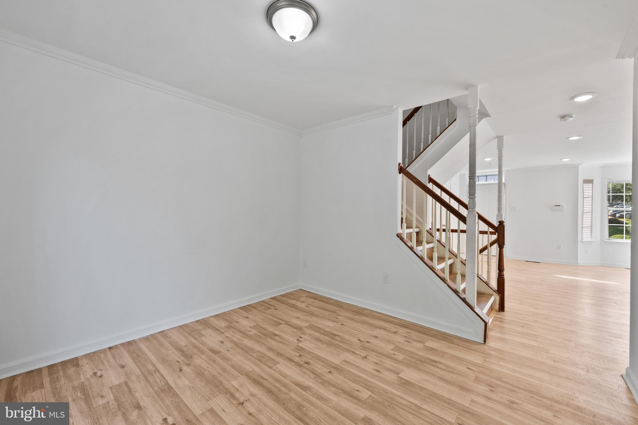 KINGS POINT - Residential