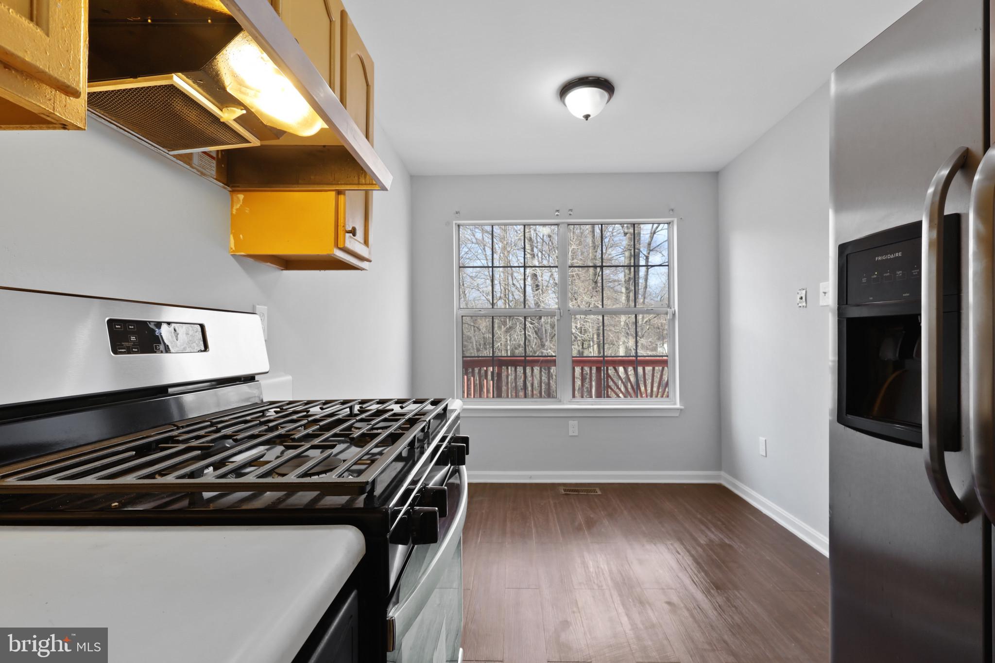 KINGS POINT - Residential