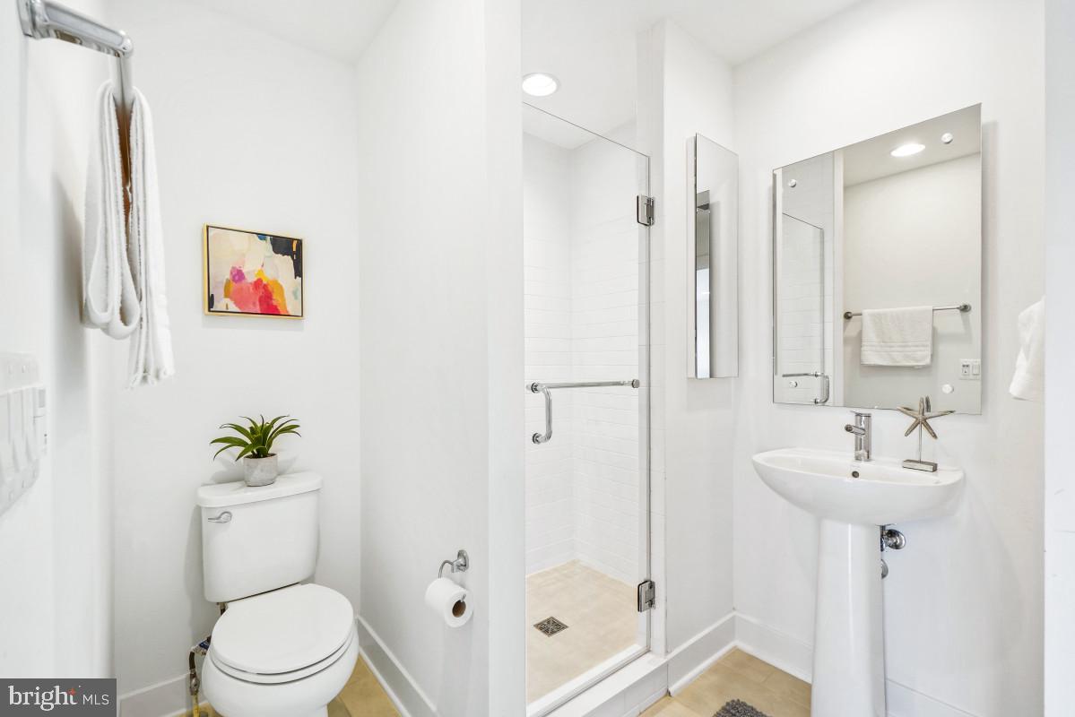 TOWER OAKS - Residential