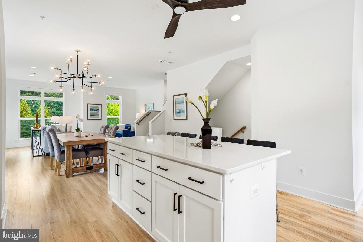 TOWER OAKS - Residential