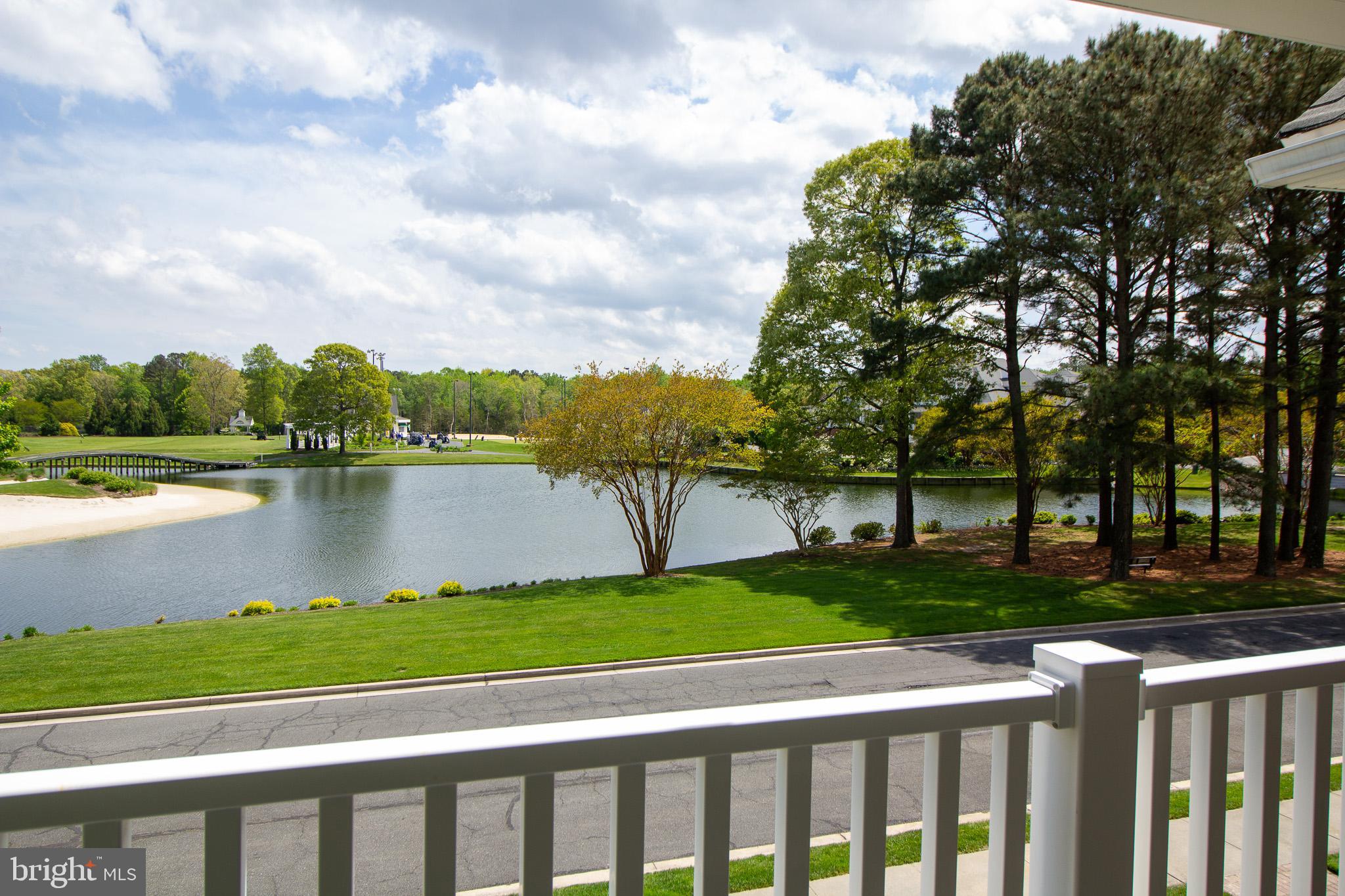 BAYWOOD - Residential