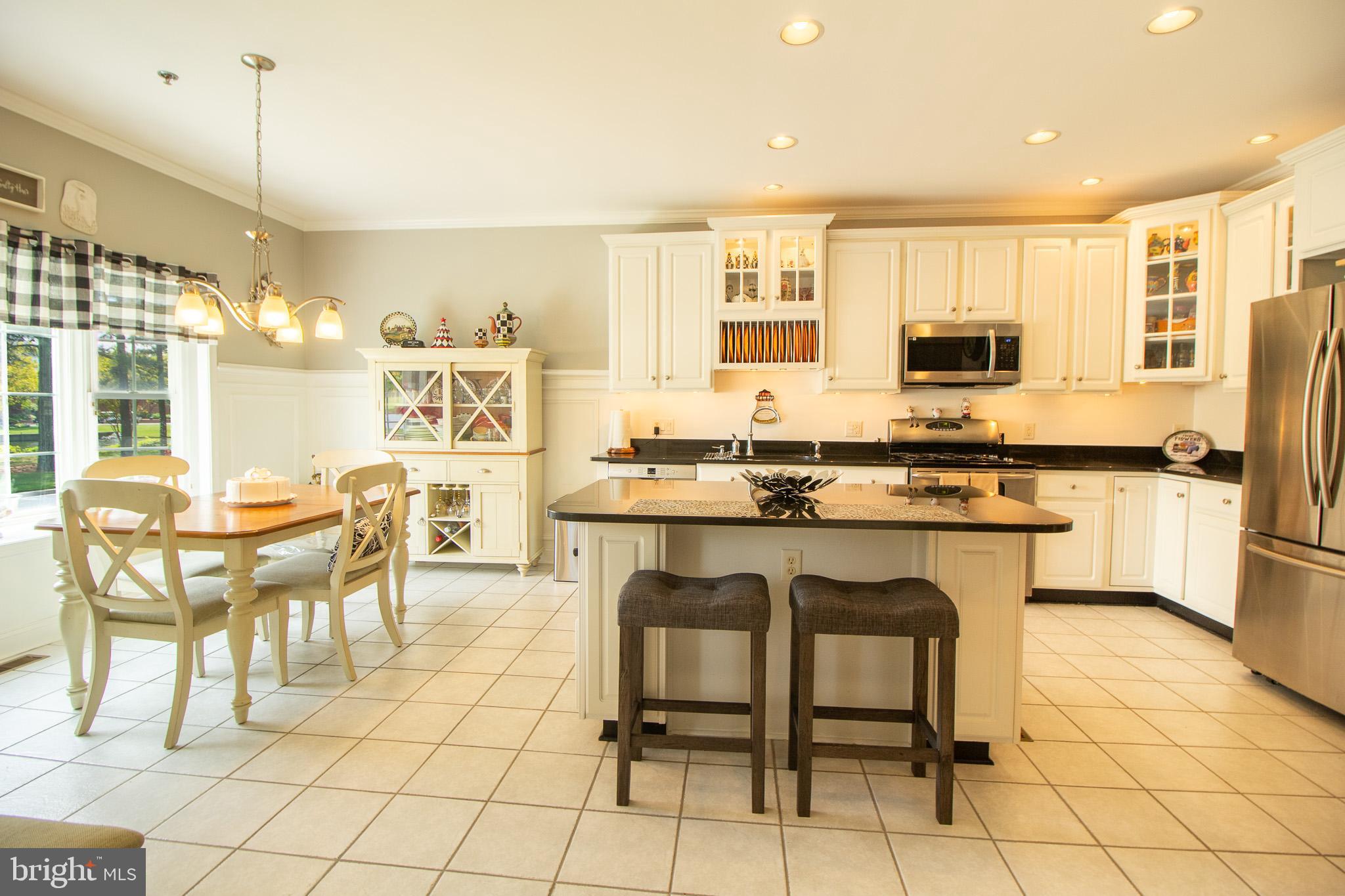 BAYWOOD - Residential