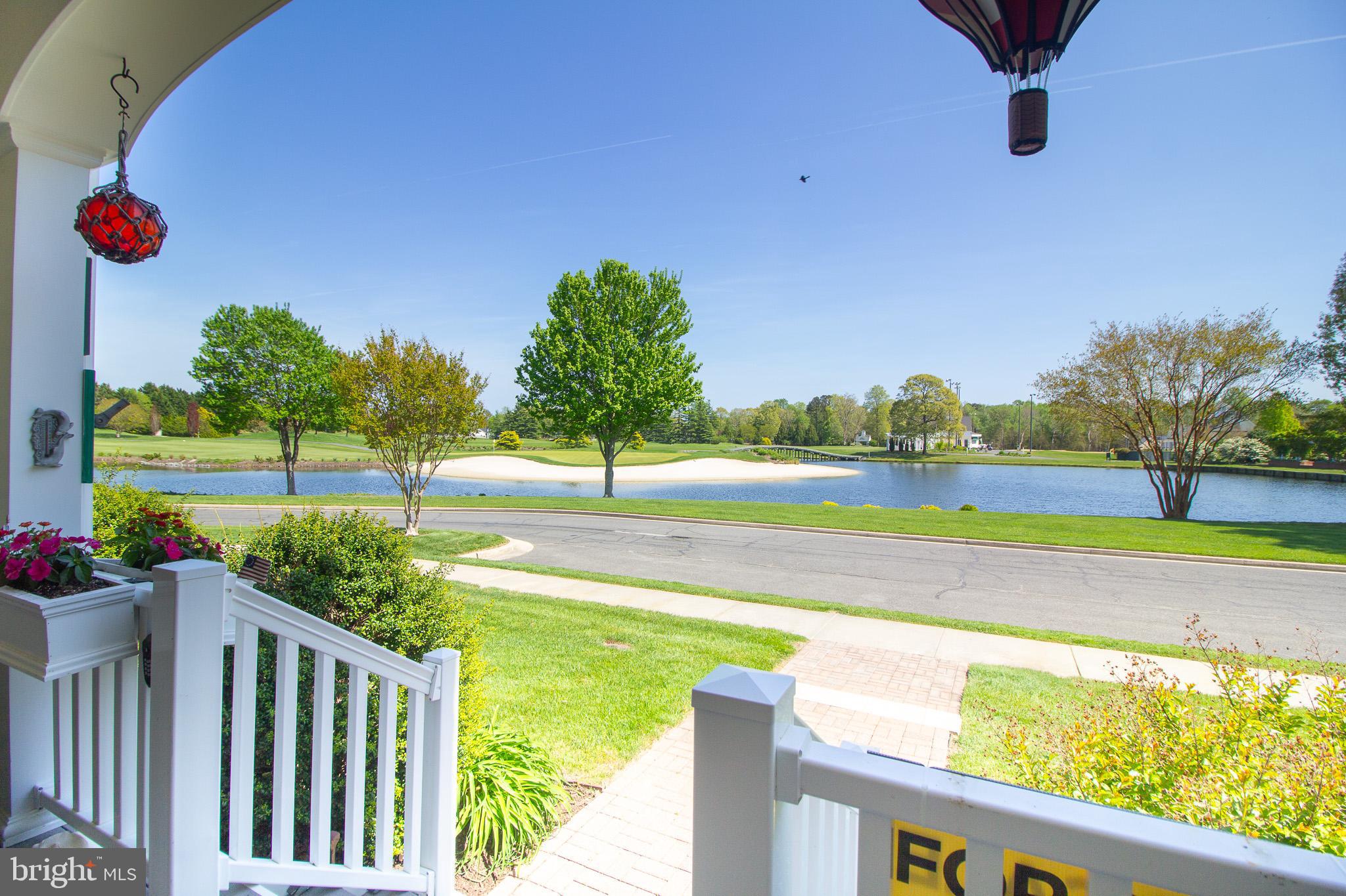 BAYWOOD - Residential