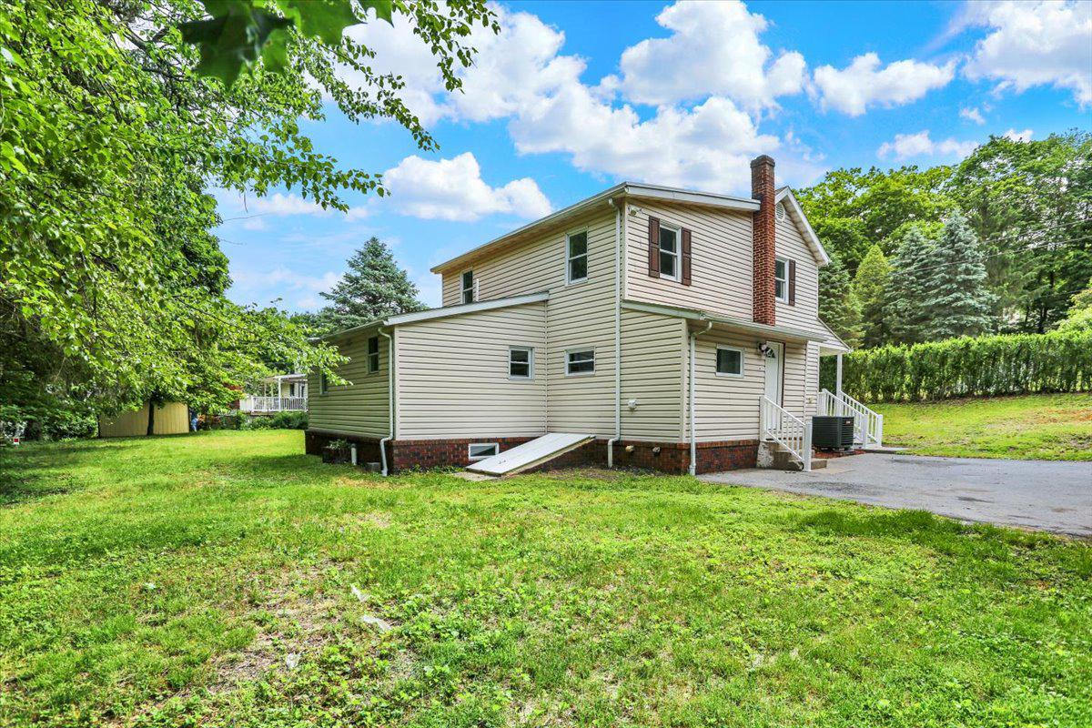 FORESTVILLE - Residential