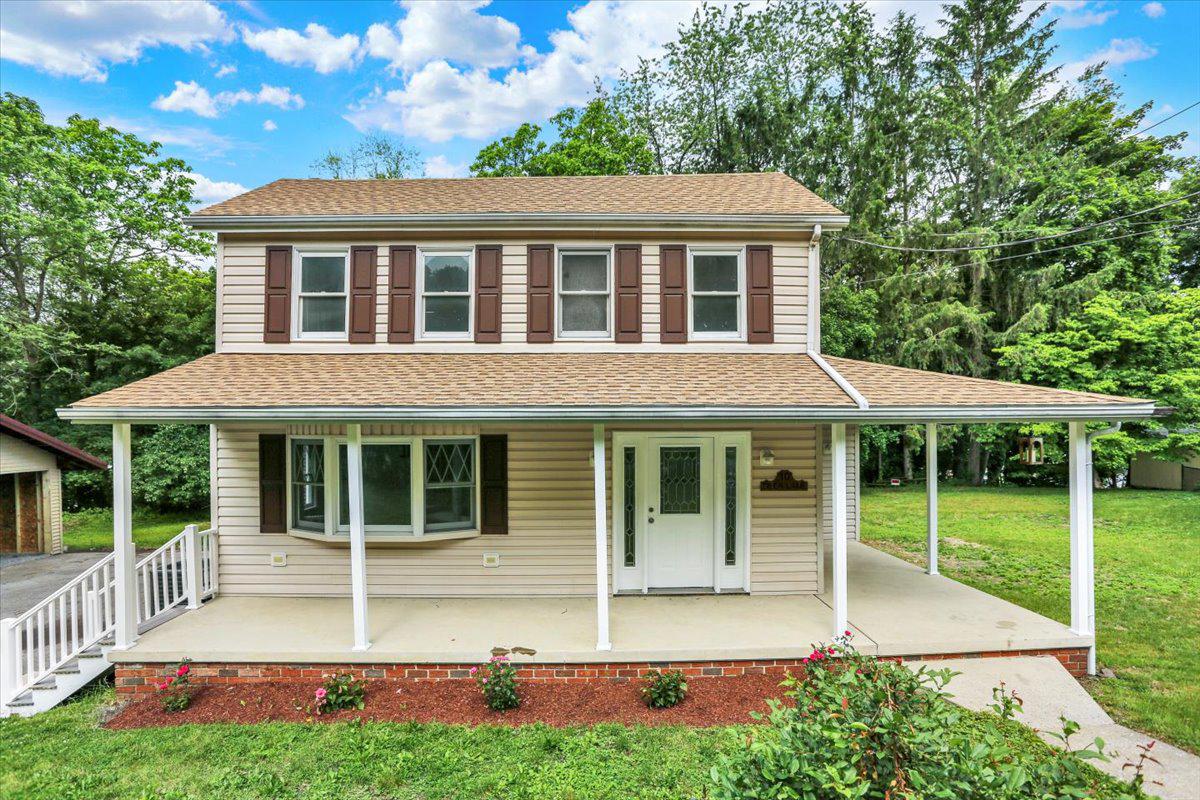 FORESTVILLE - Residential