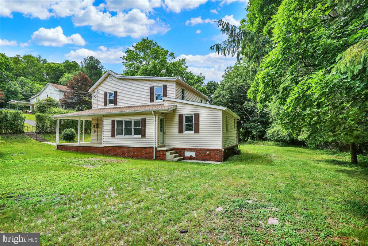 FORESTVILLE - Residential