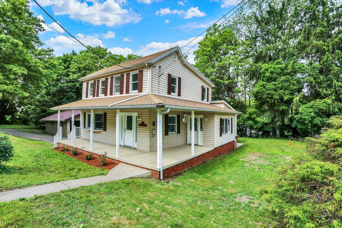 FORESTVILLE - Residential